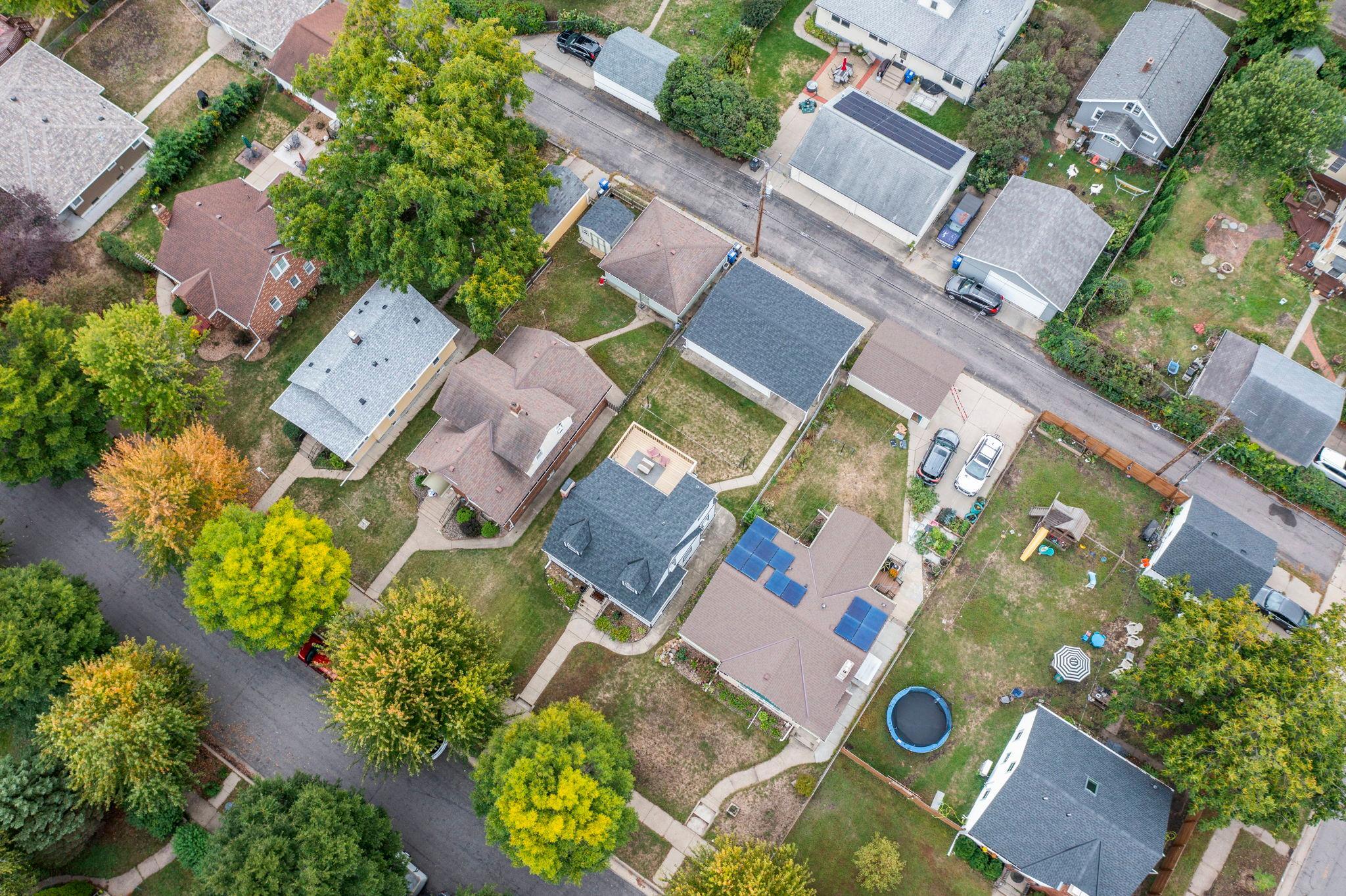 main property photo 50