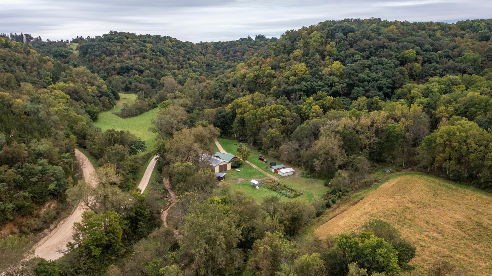 main property photo 39