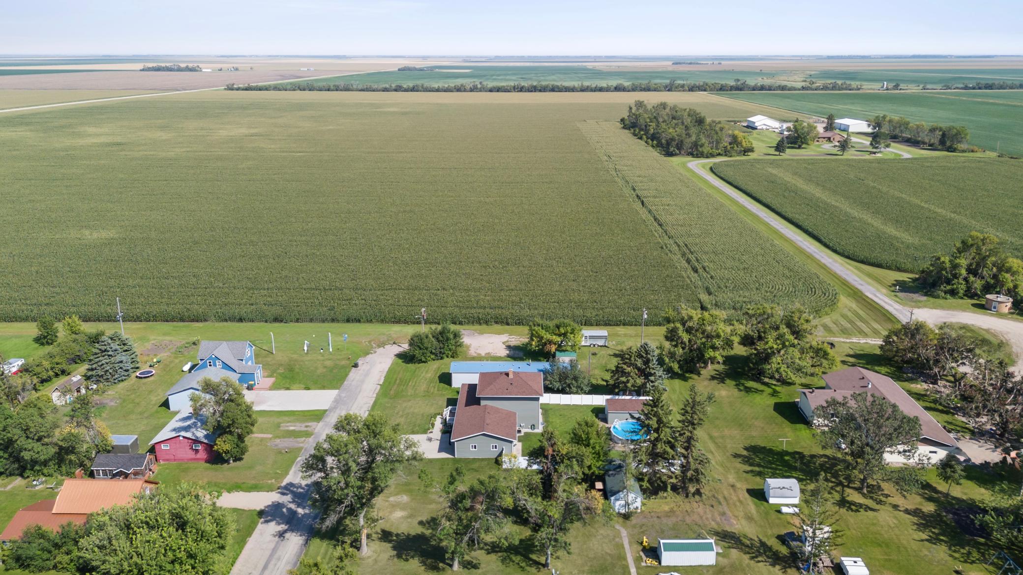 main property photo 40