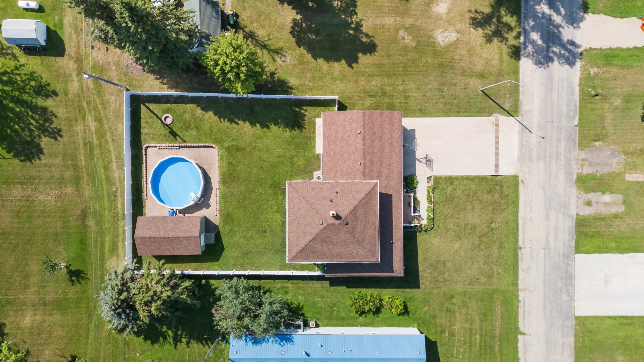 main property photo 44