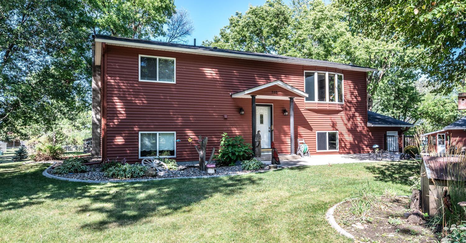 main property photo 3
