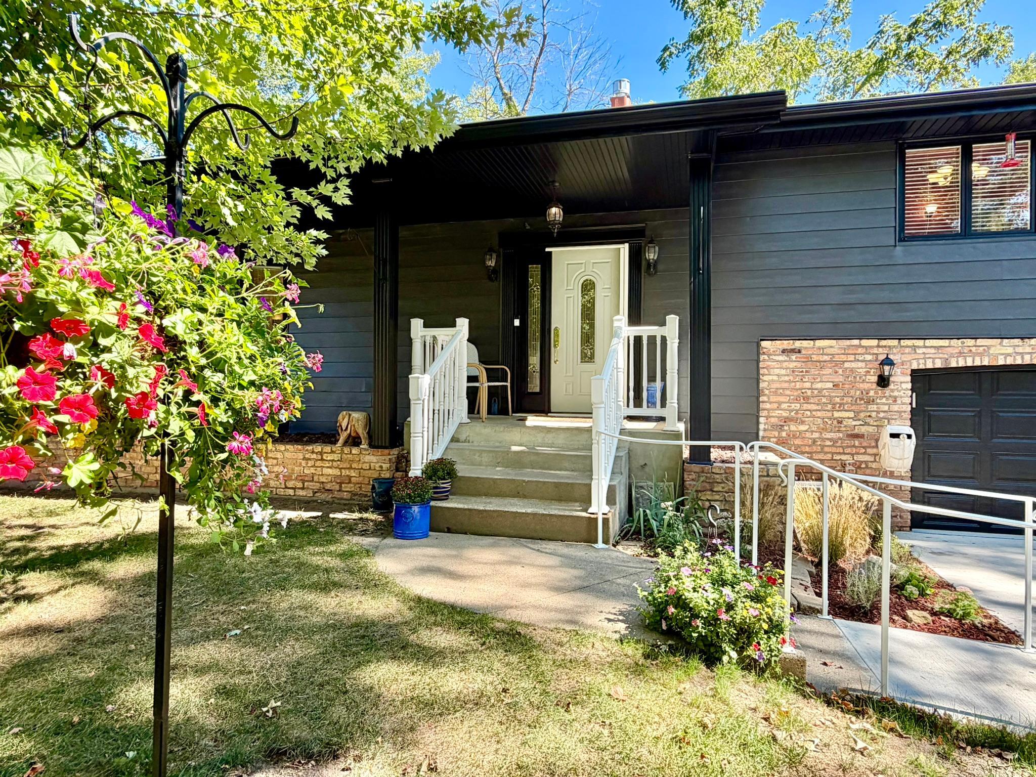 main property photo 58