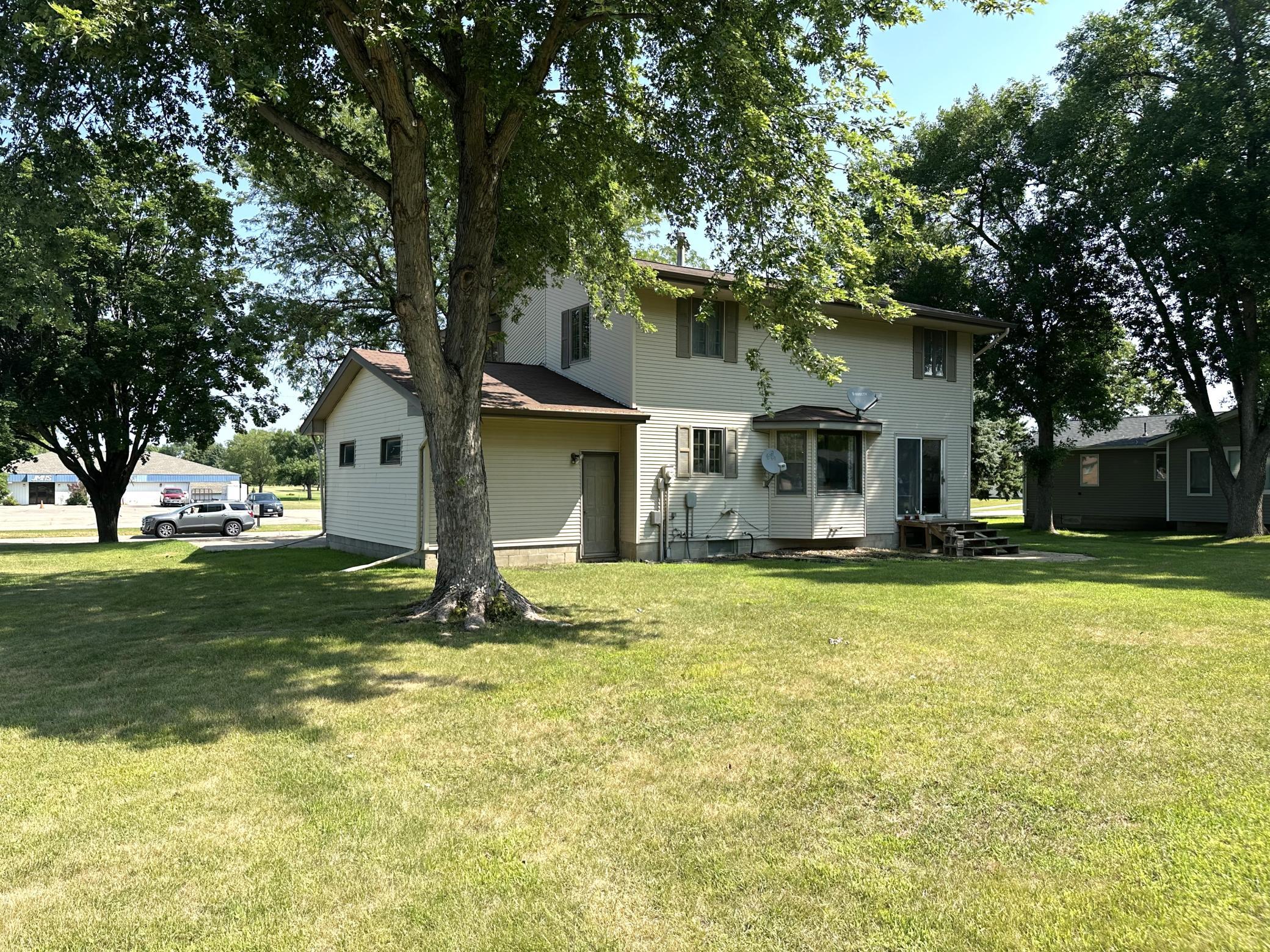 main property photo 45