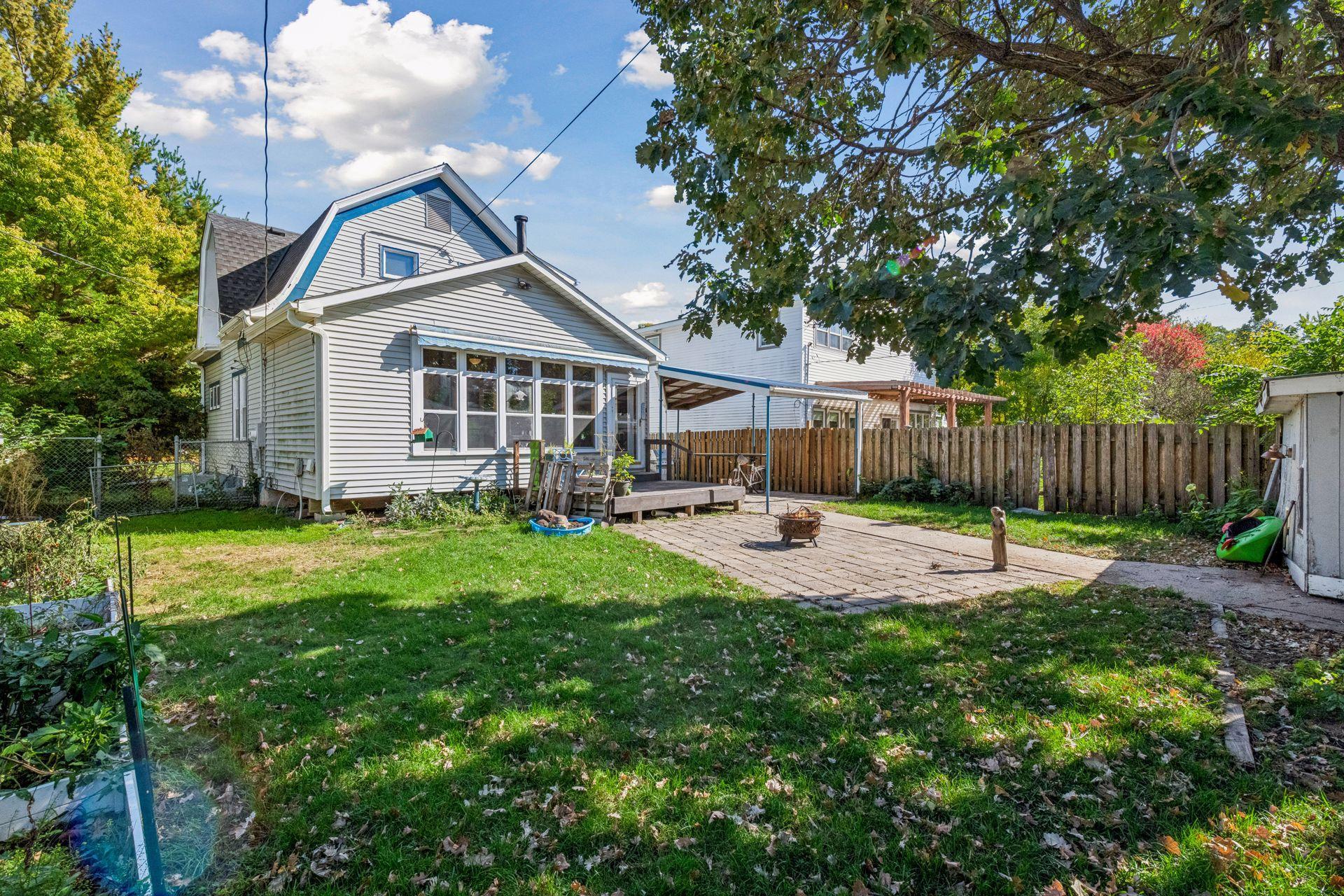 main property photo 39