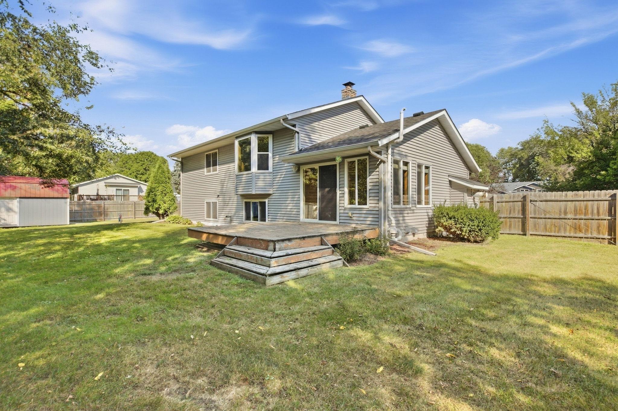 main property photo 25