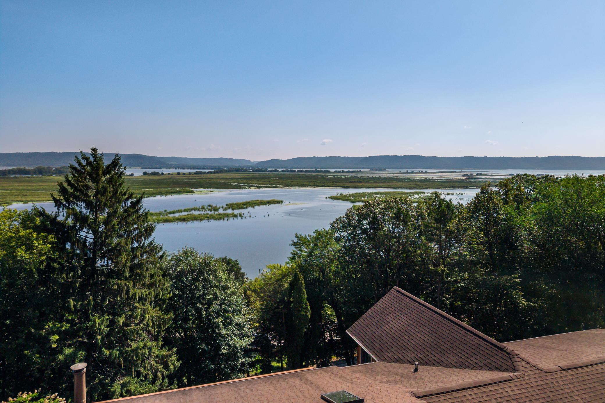 main property photo 45