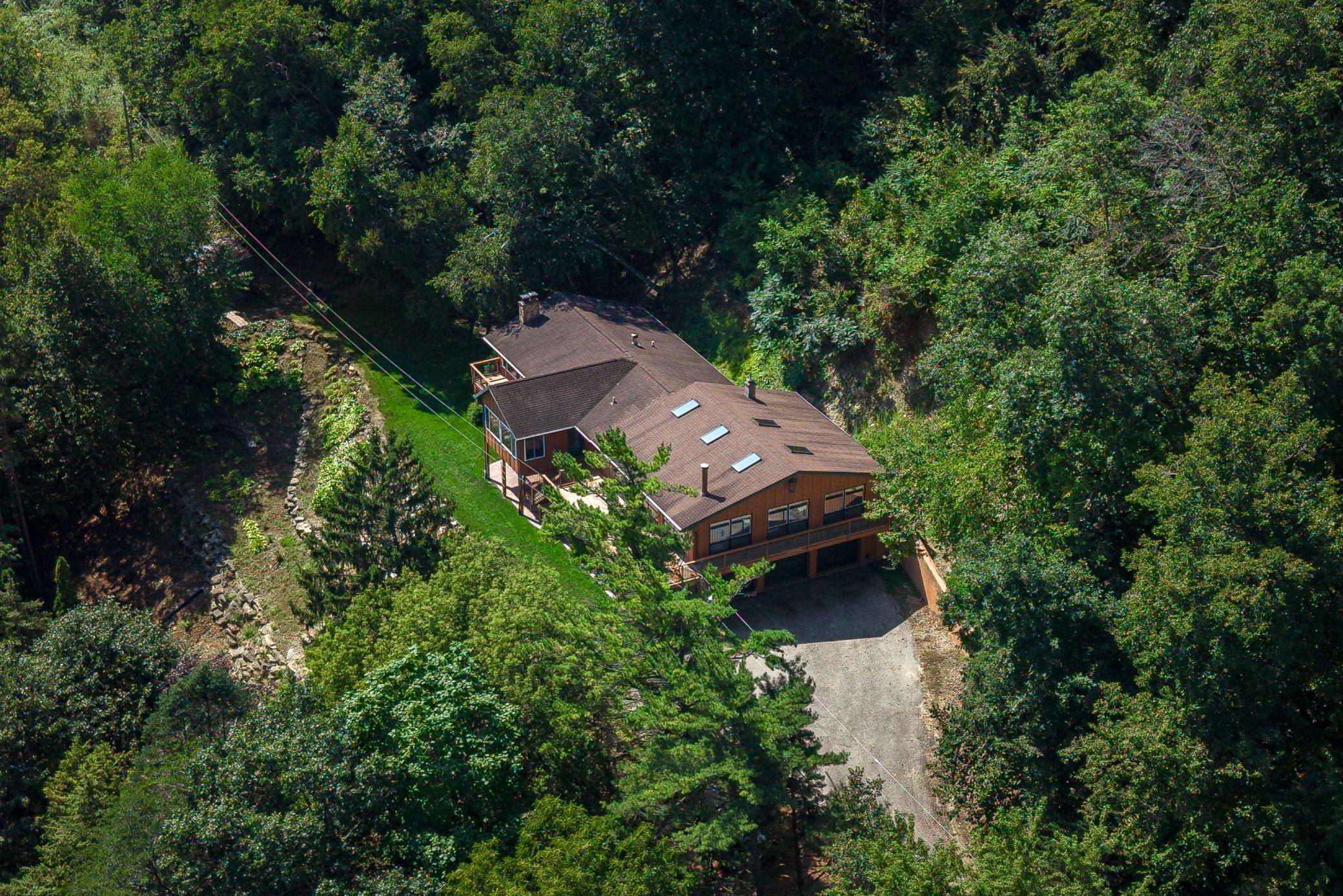 main property photo 50