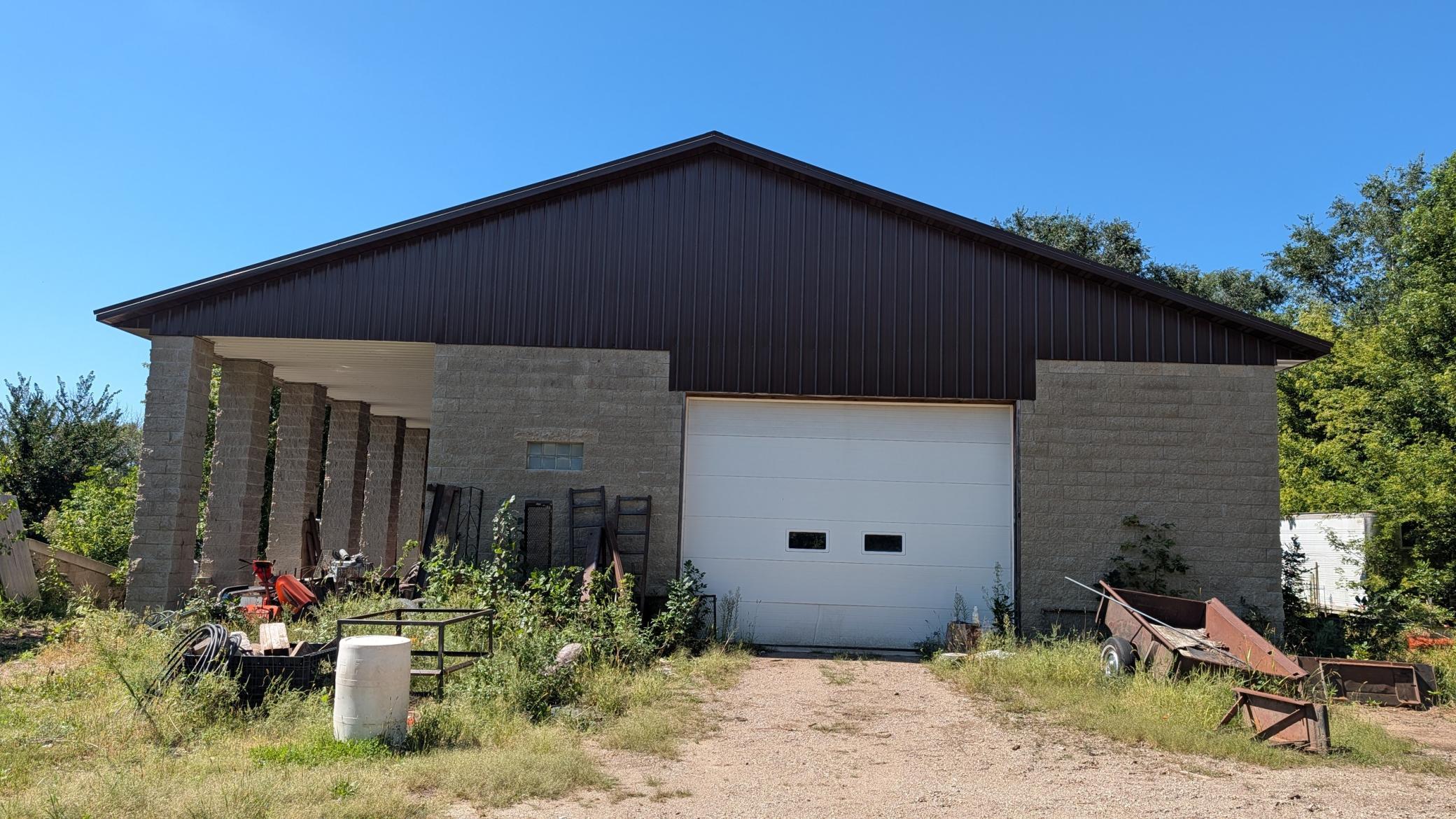 main property photo 7