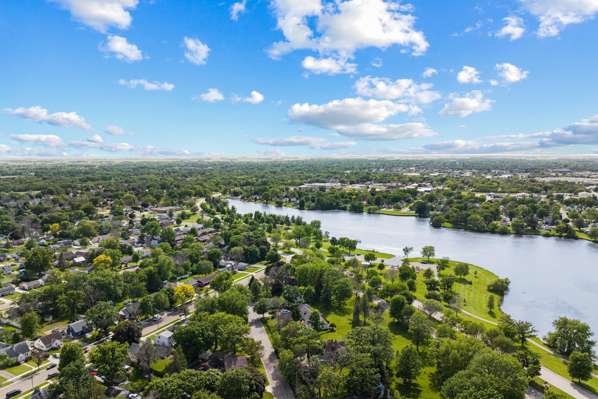 main property photo 41