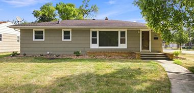 image of property with 4 Bed | 2 Bath | 2,878 Sqft
