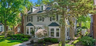 image of property with 4 Bed | 3 Bath | 3,694 Sqft