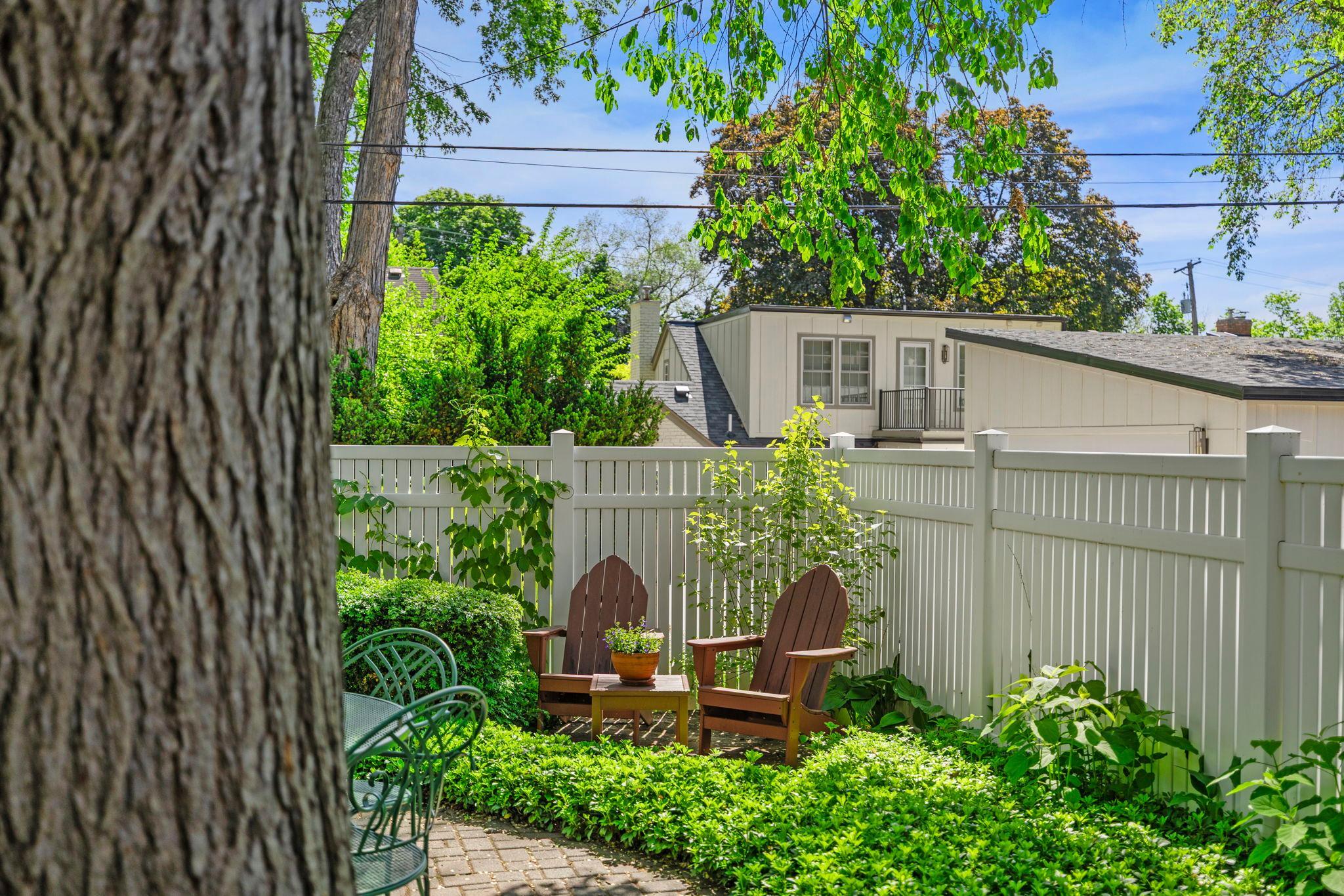 main property photo 58