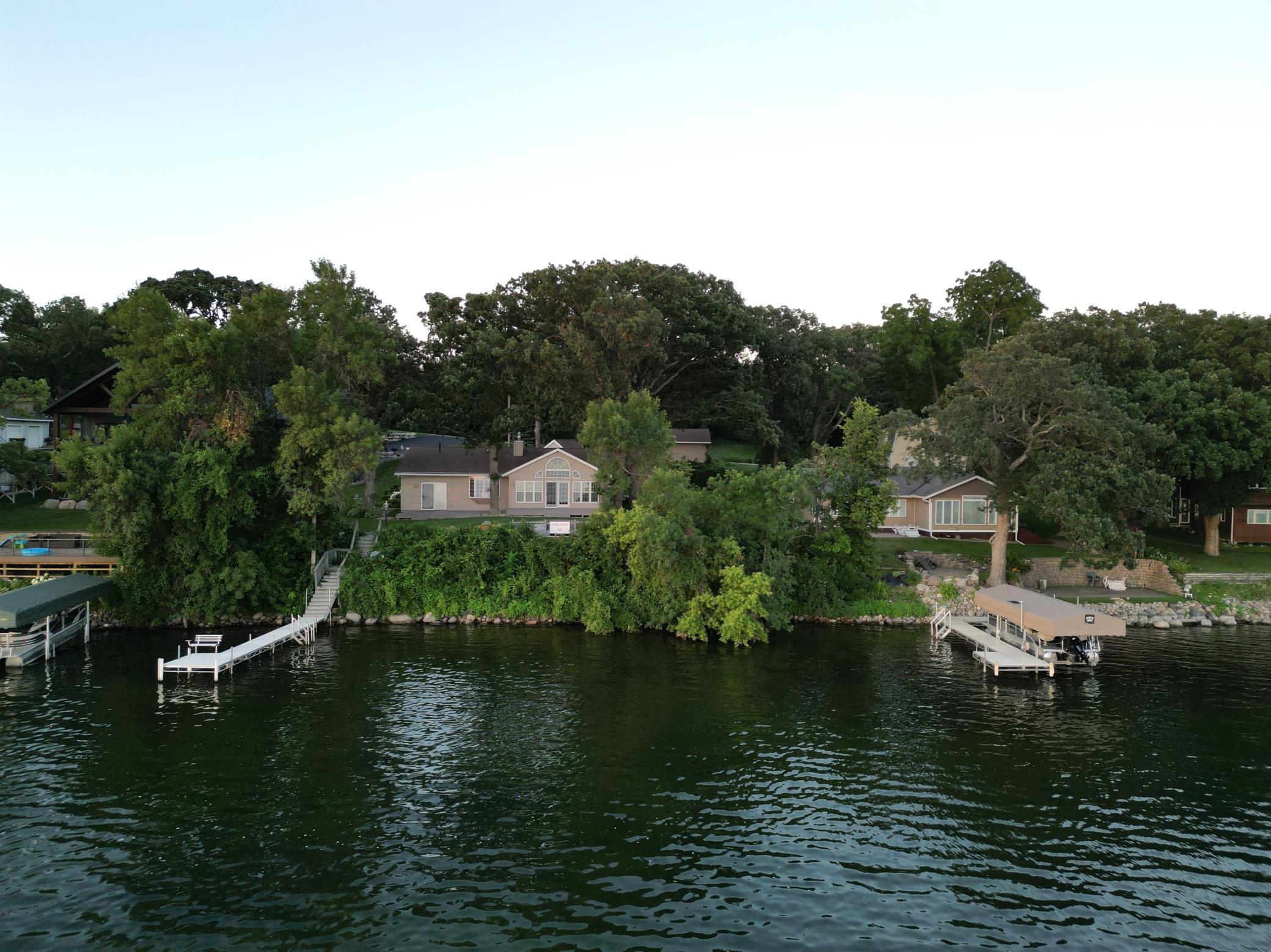 main property photo 10