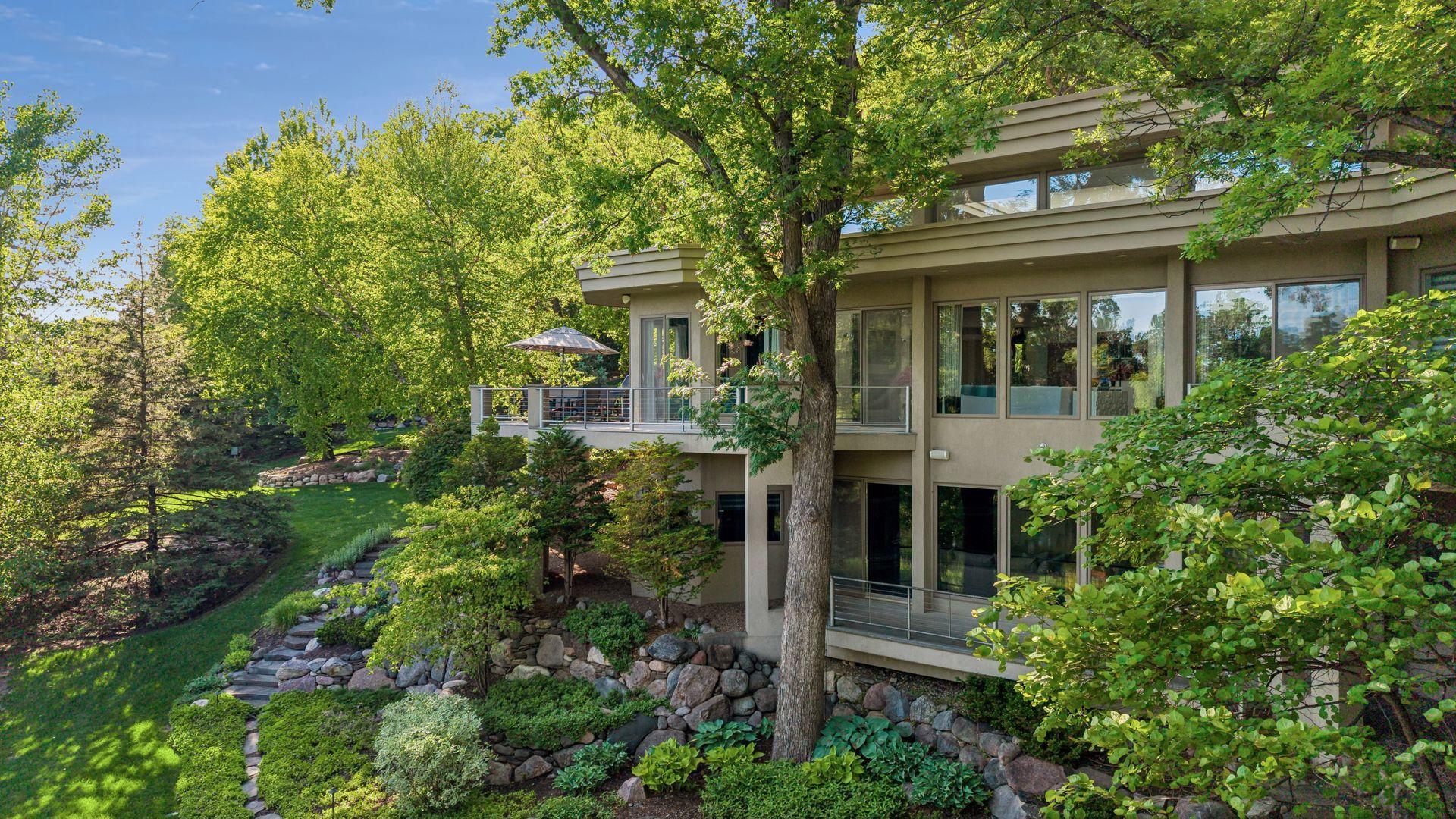 main property photo 81