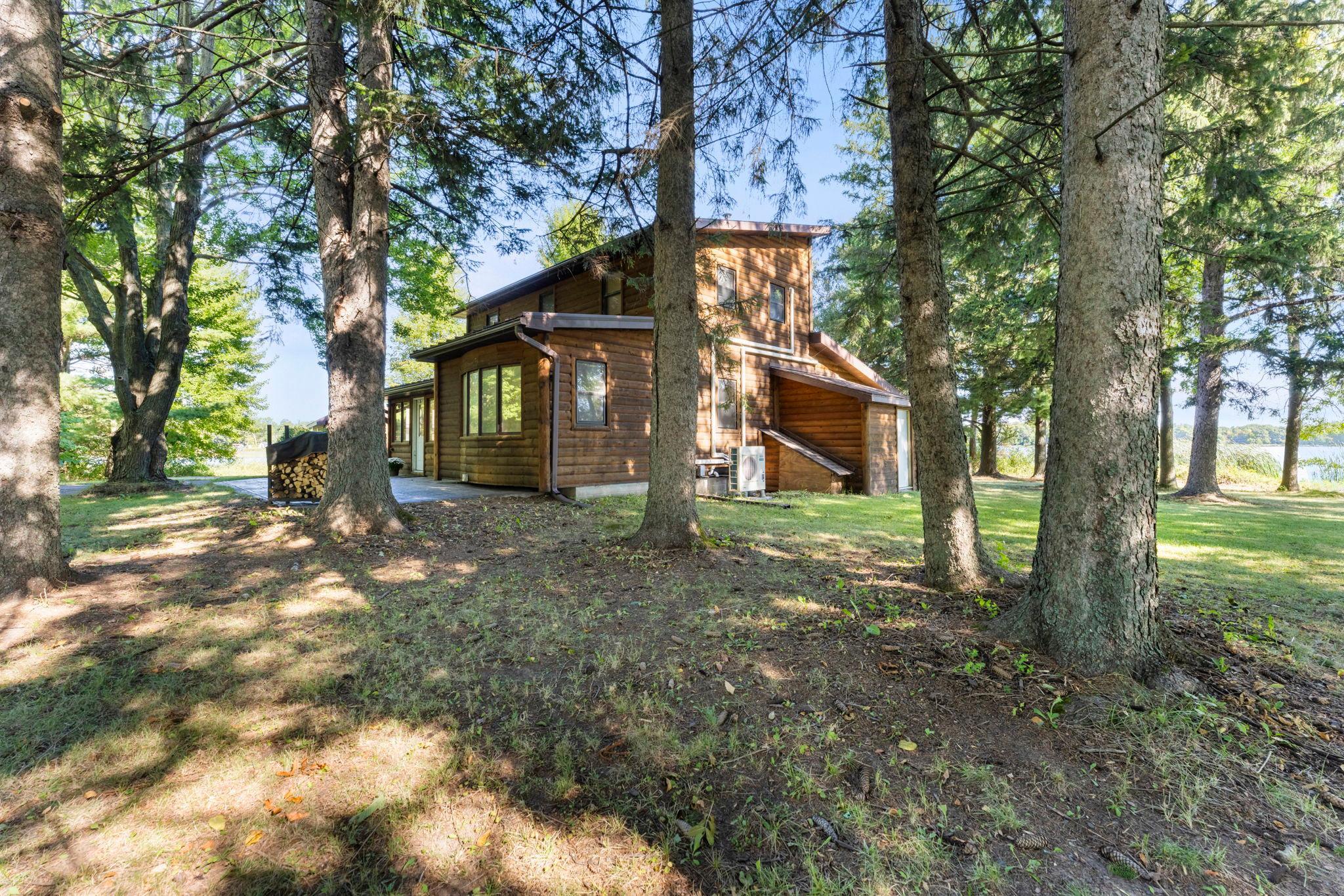 main property photo 11