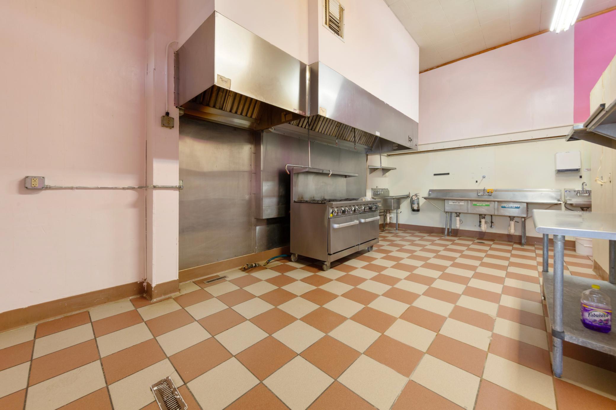main property photo 14