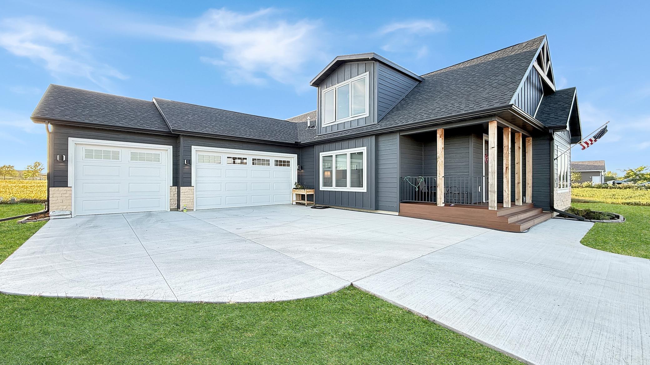 main property photo 45