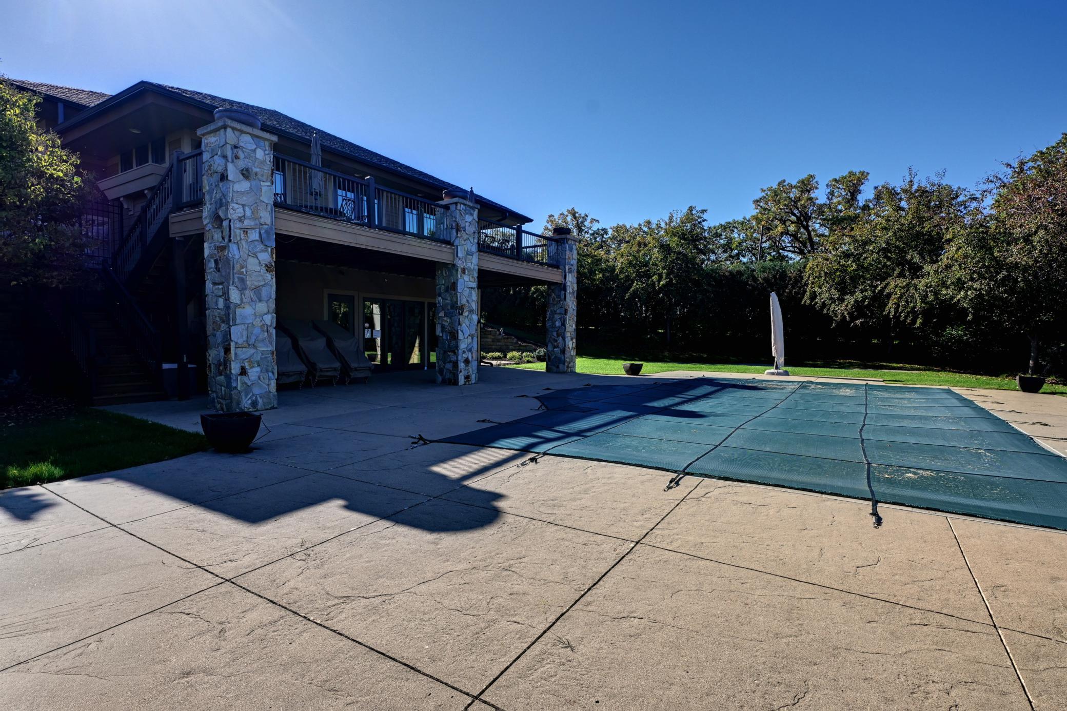 main property photo 50