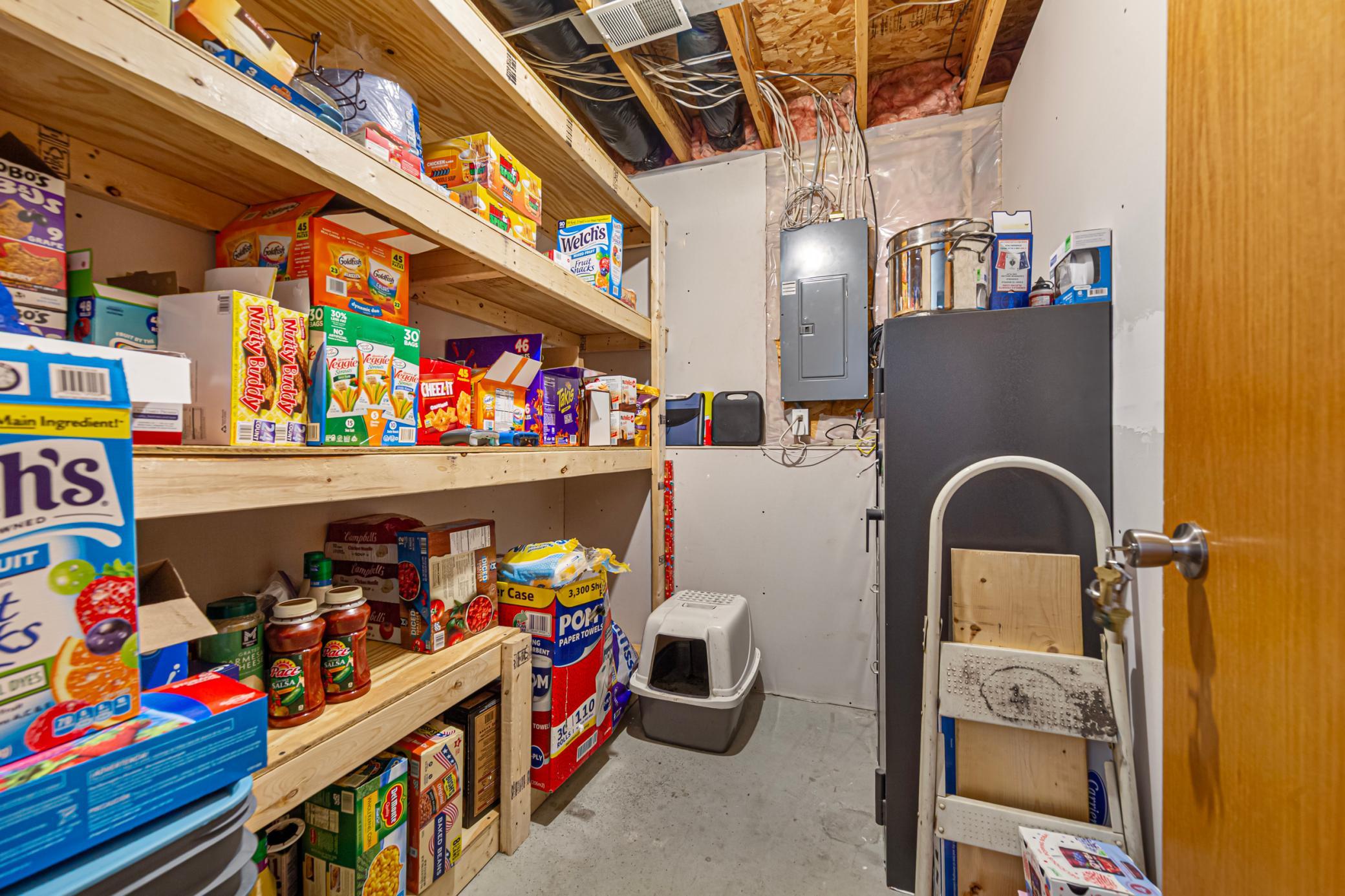 main property photo 44