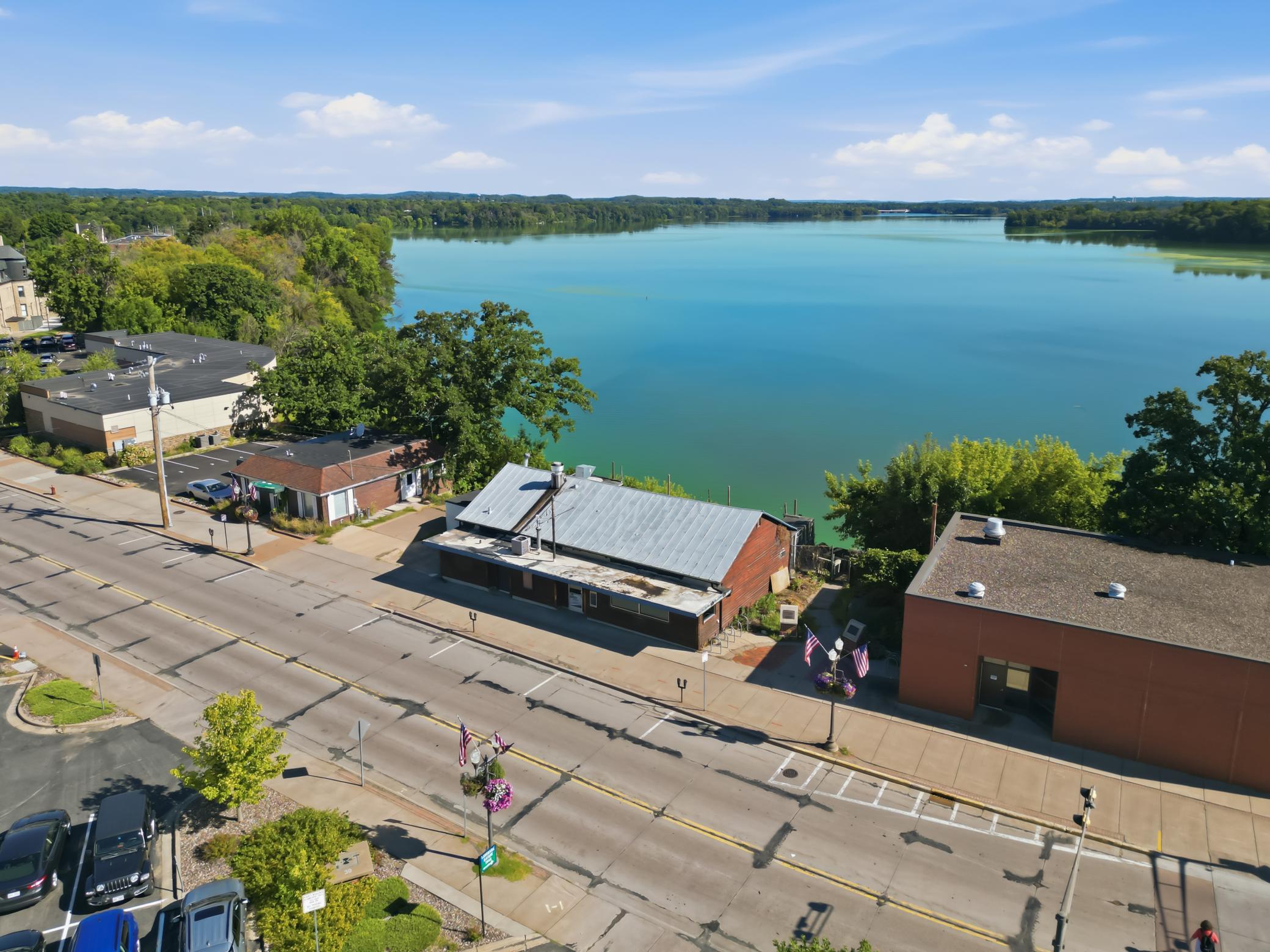 main property photo 39