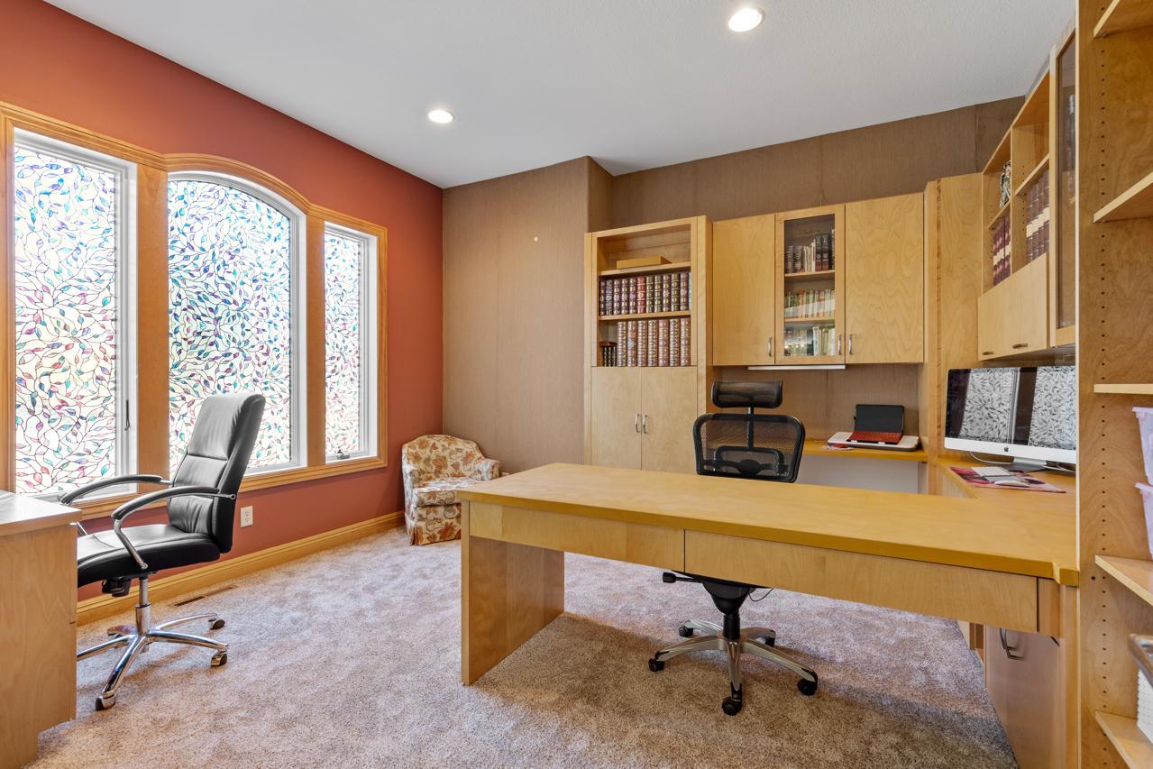 main property photo 25