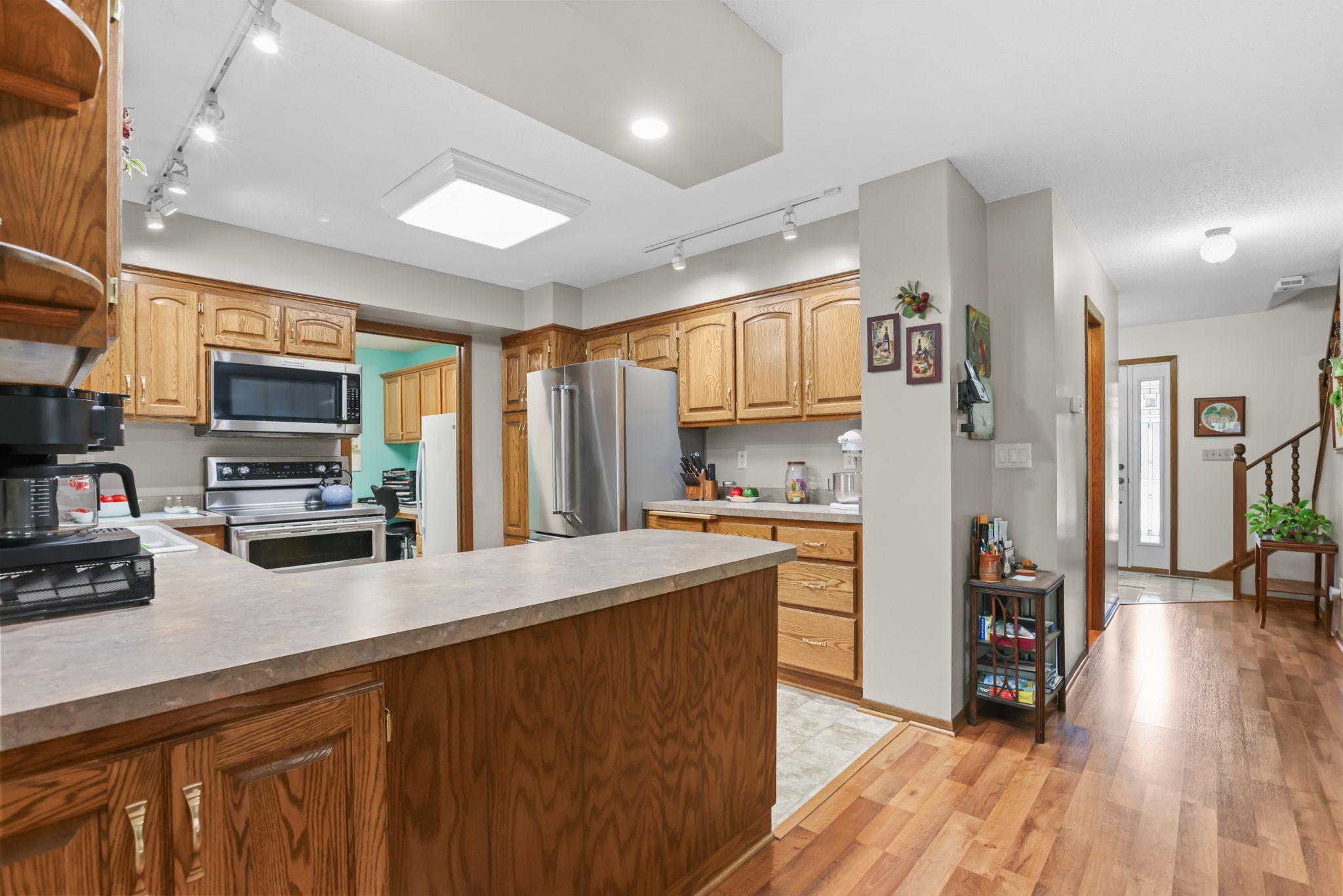 main property photo 7