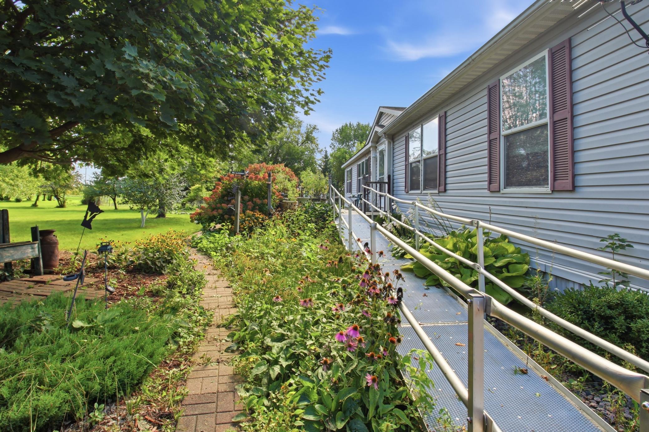 main property photo 38