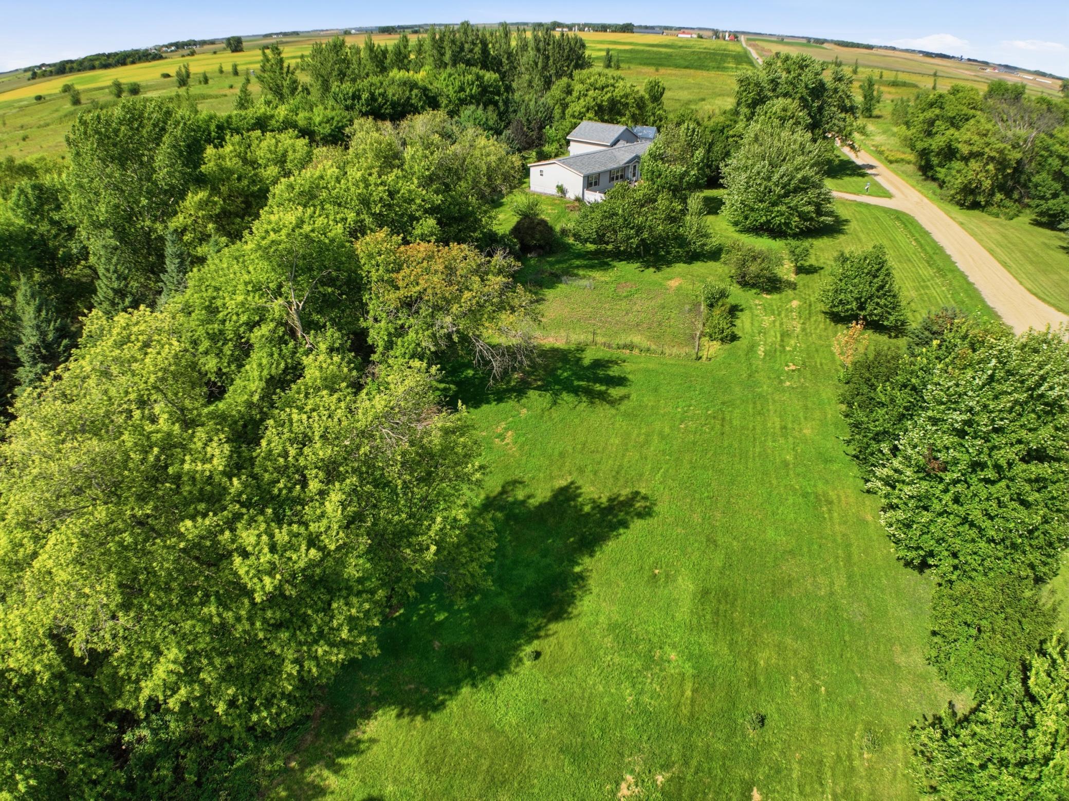 main property photo 41