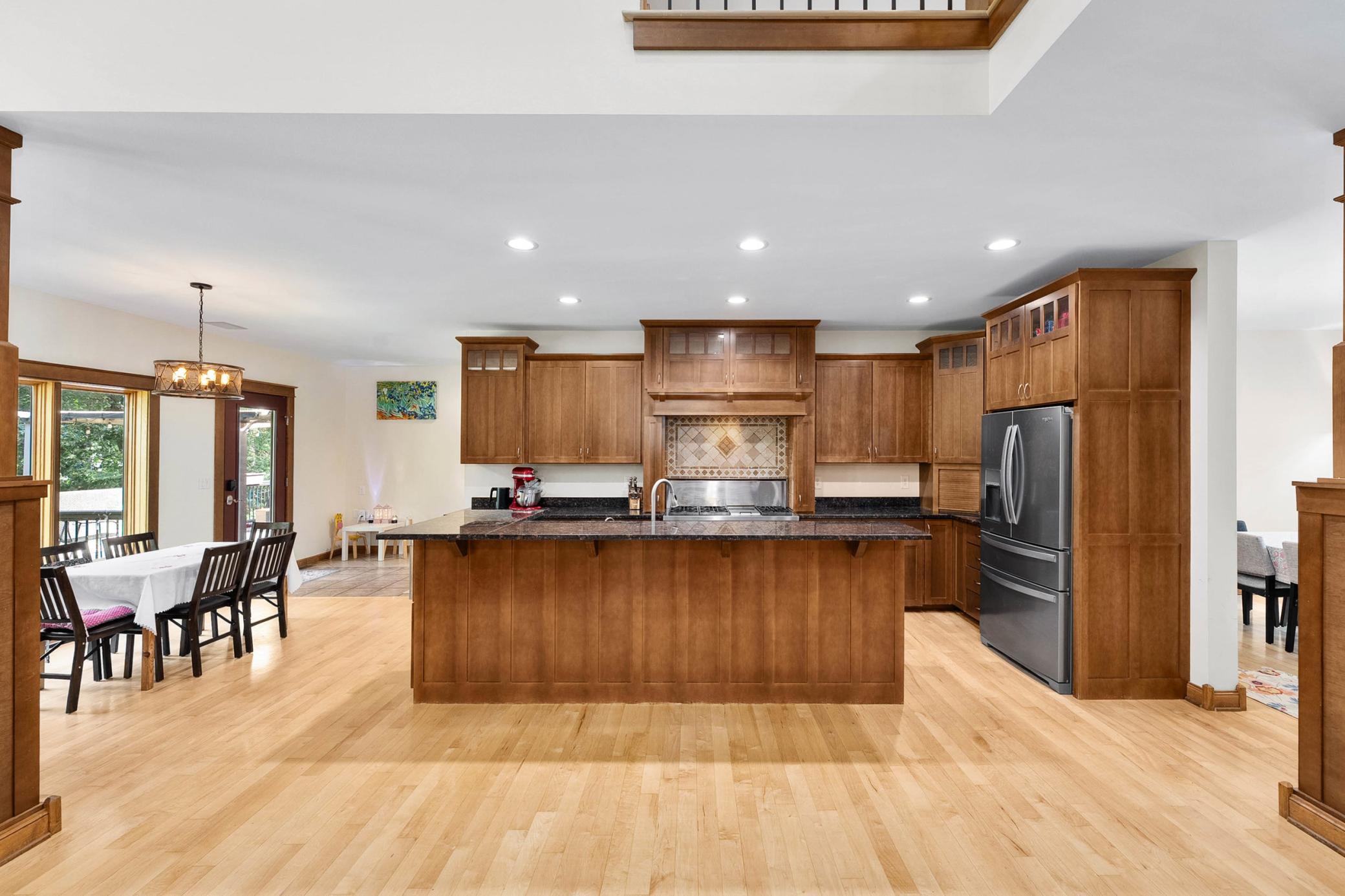main property photo 15