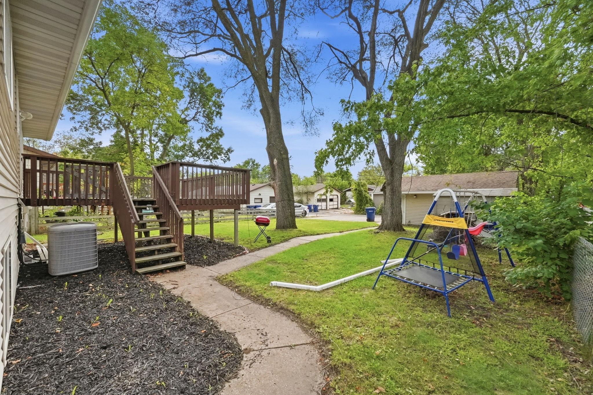 main property photo 22