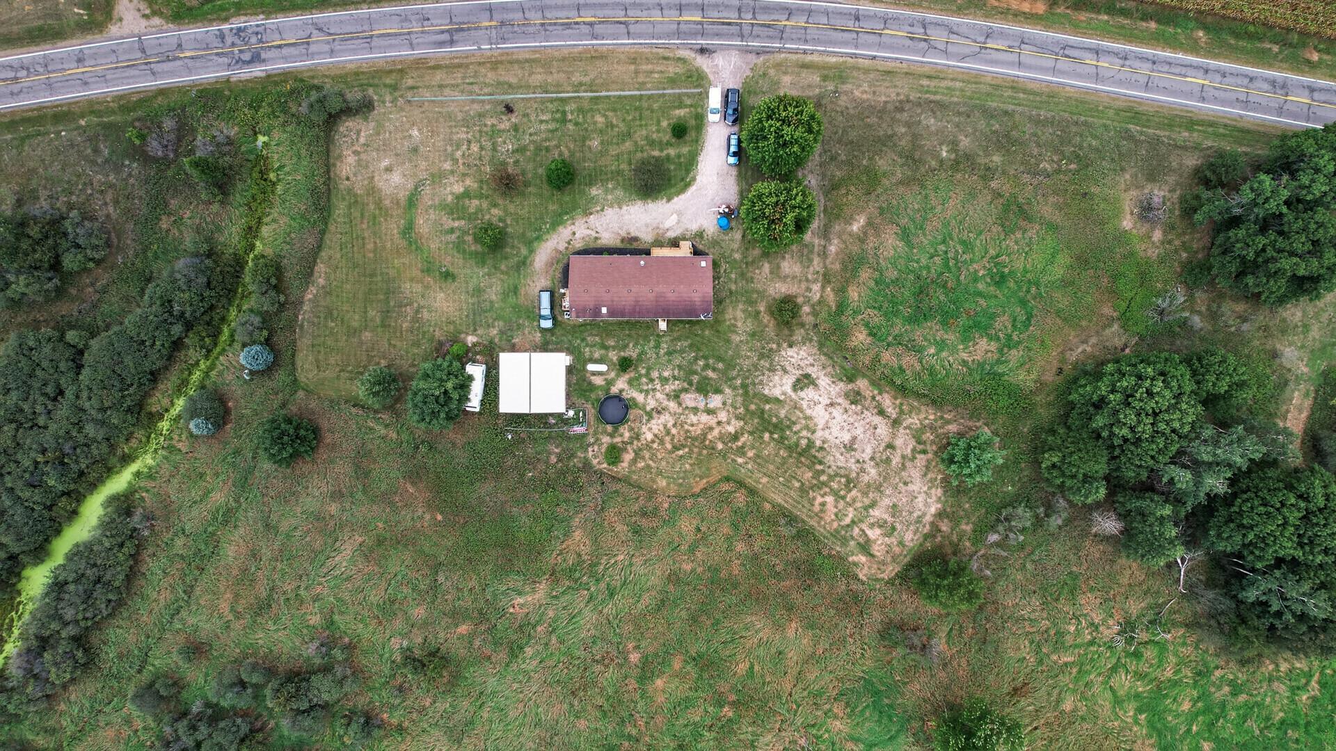 main property photo 50