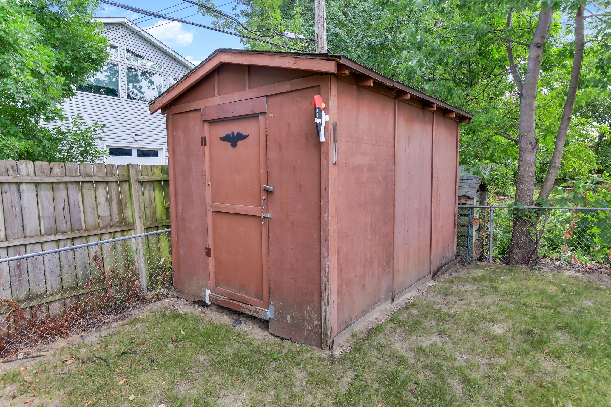 main property photo 41