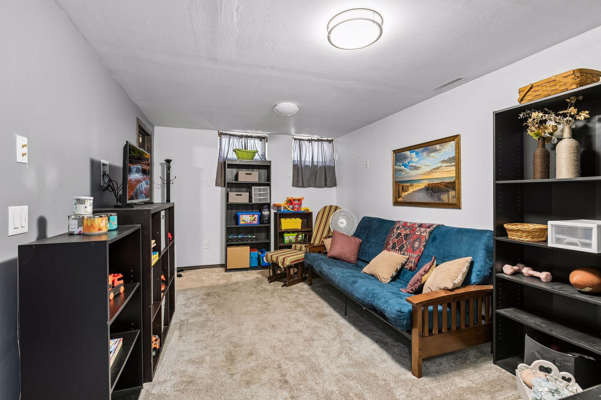 main property photo 14