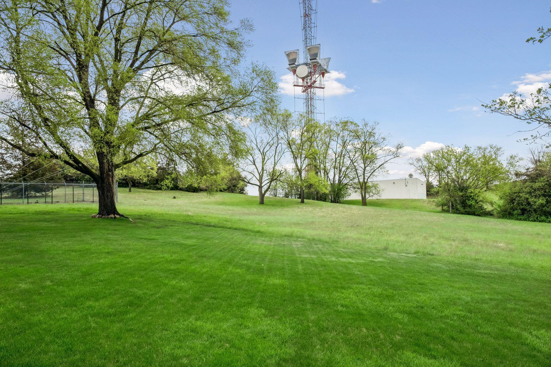 main property photo 44