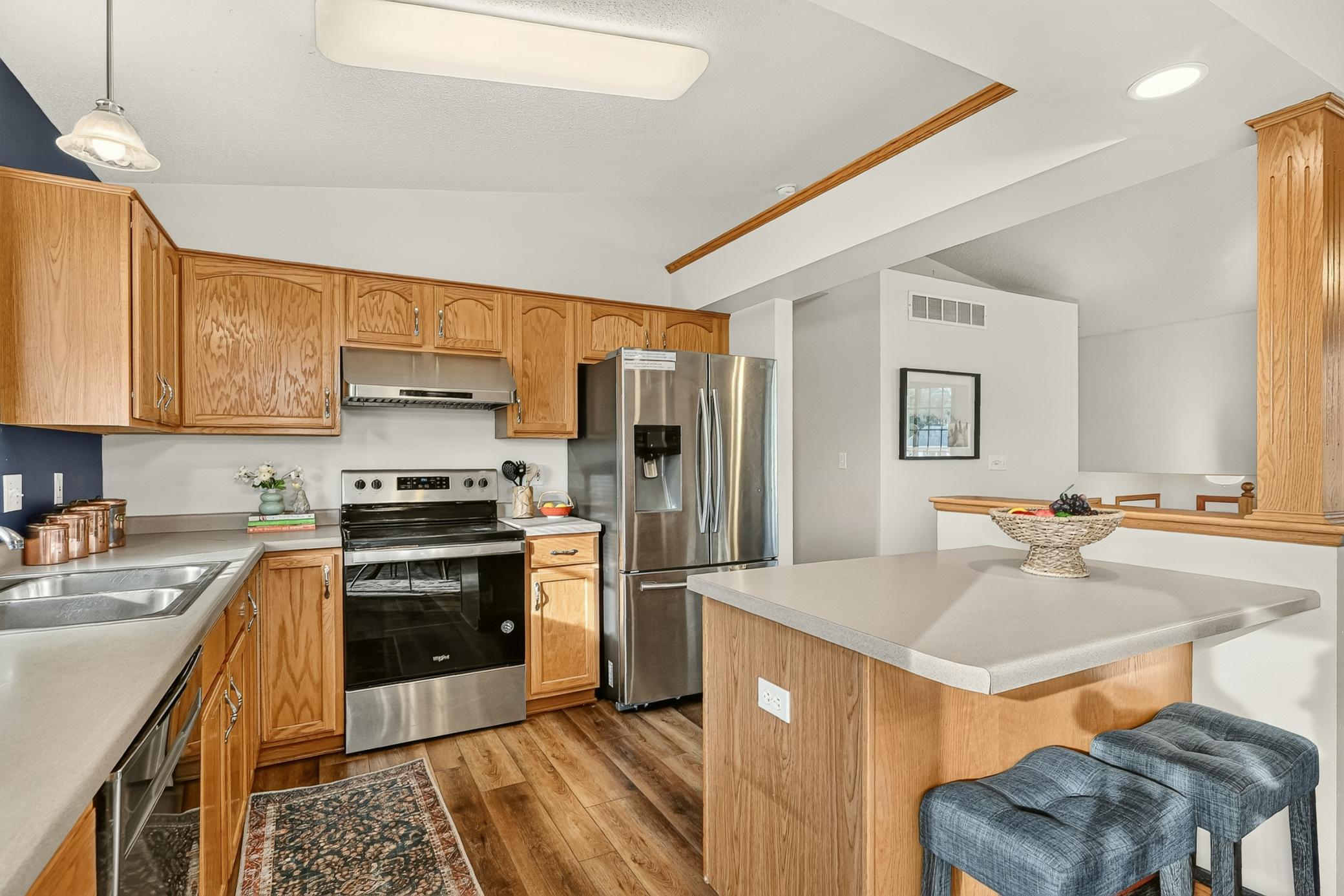 main property photo 7