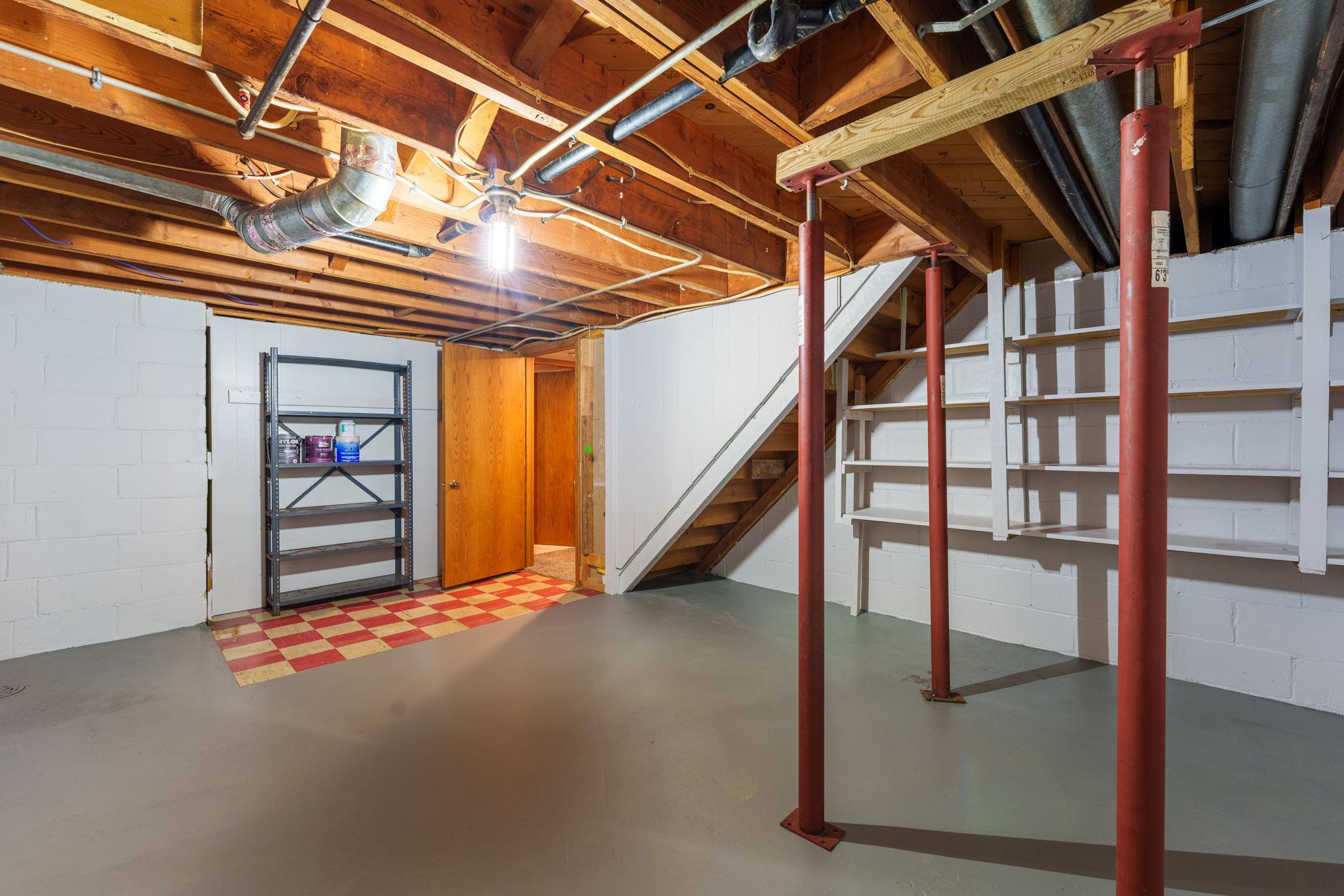 main property photo 47