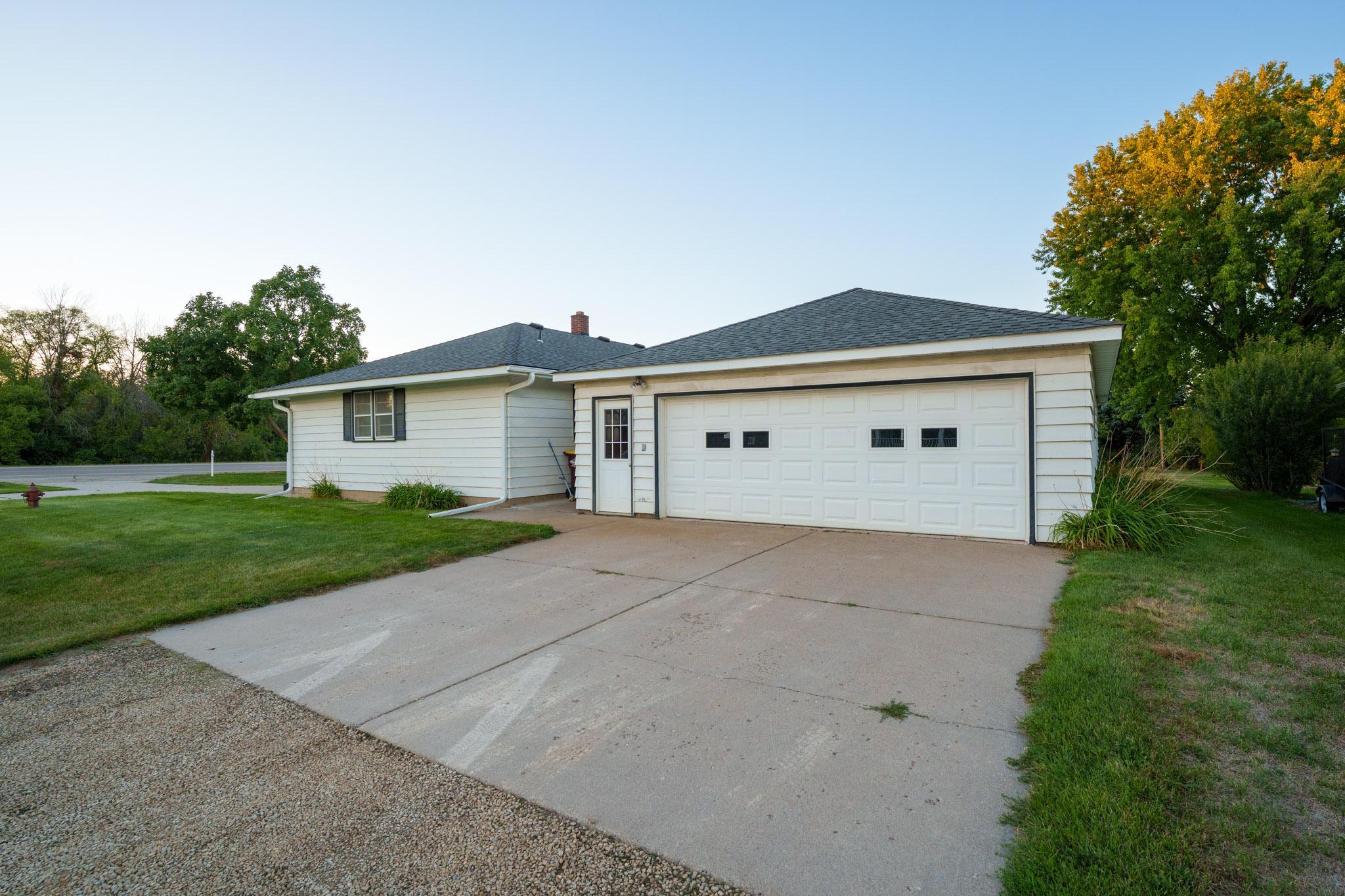 main property photo 57