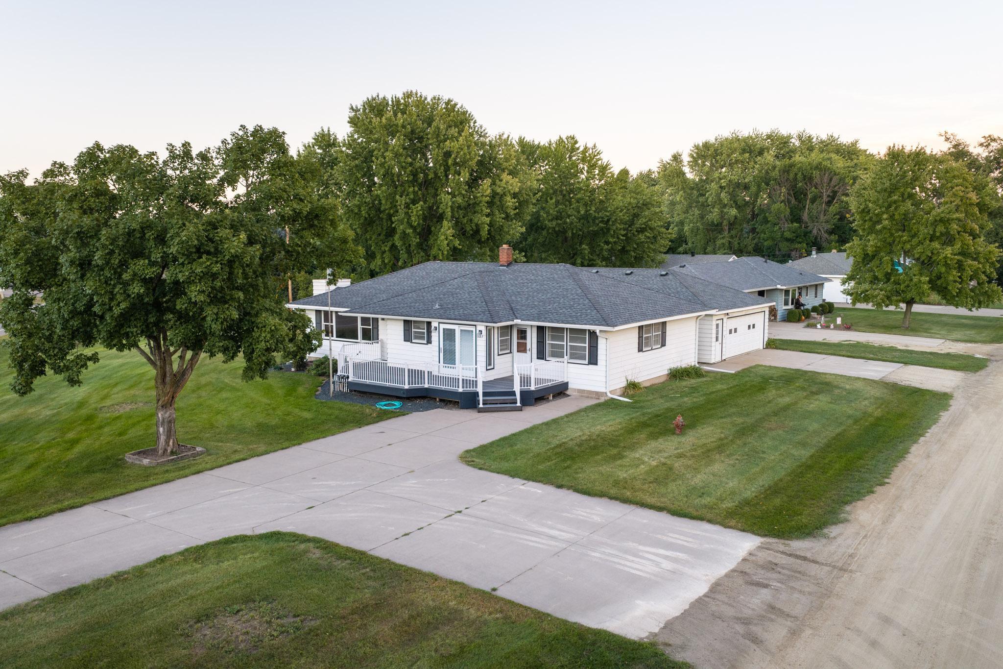 main property photo 59