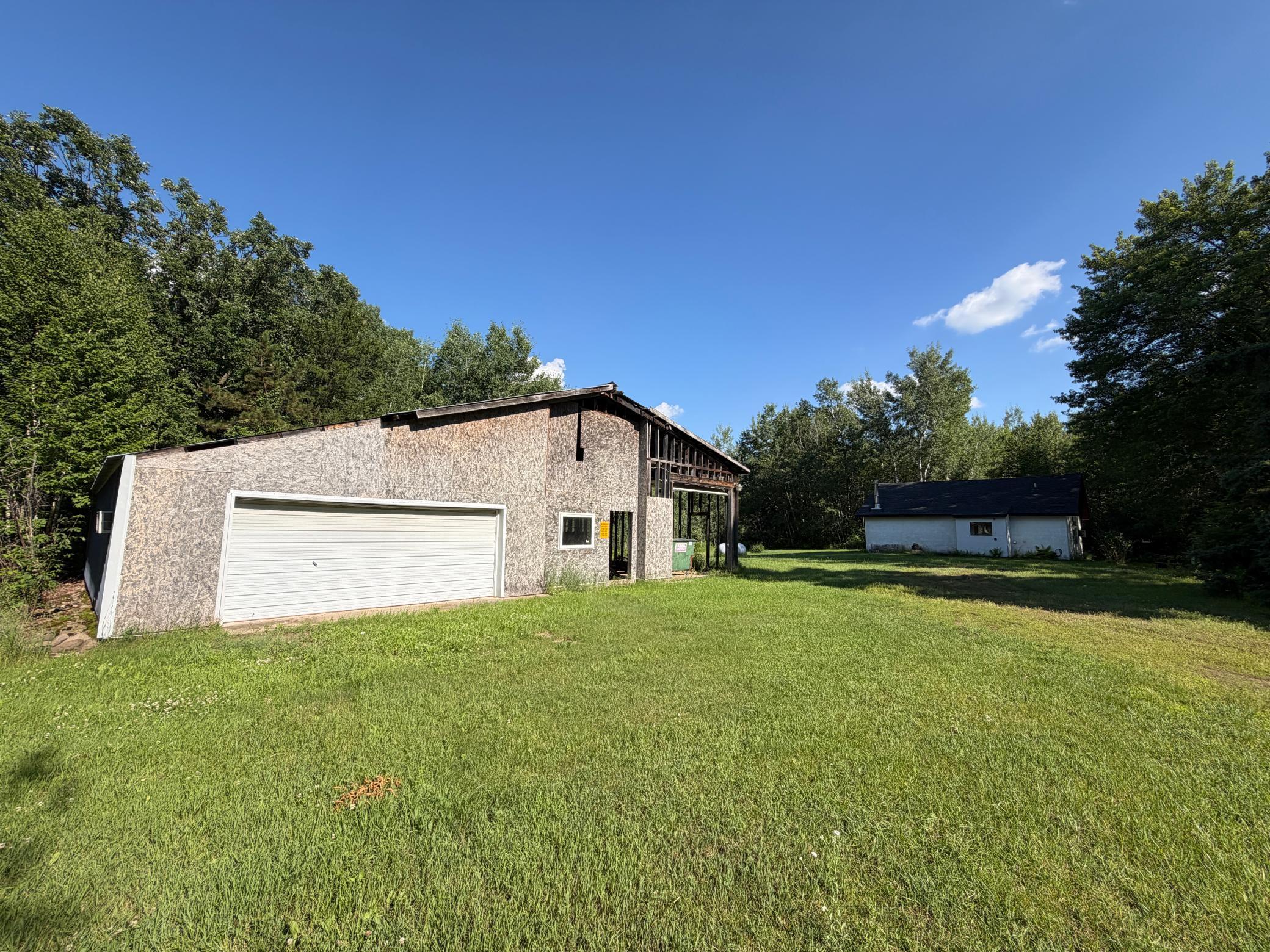 main property photo 20