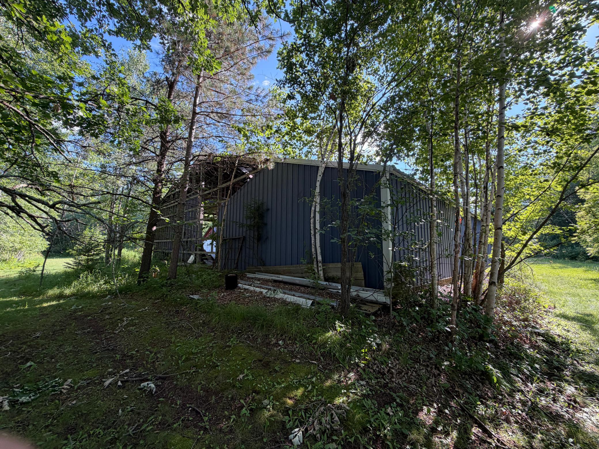 main property photo 25