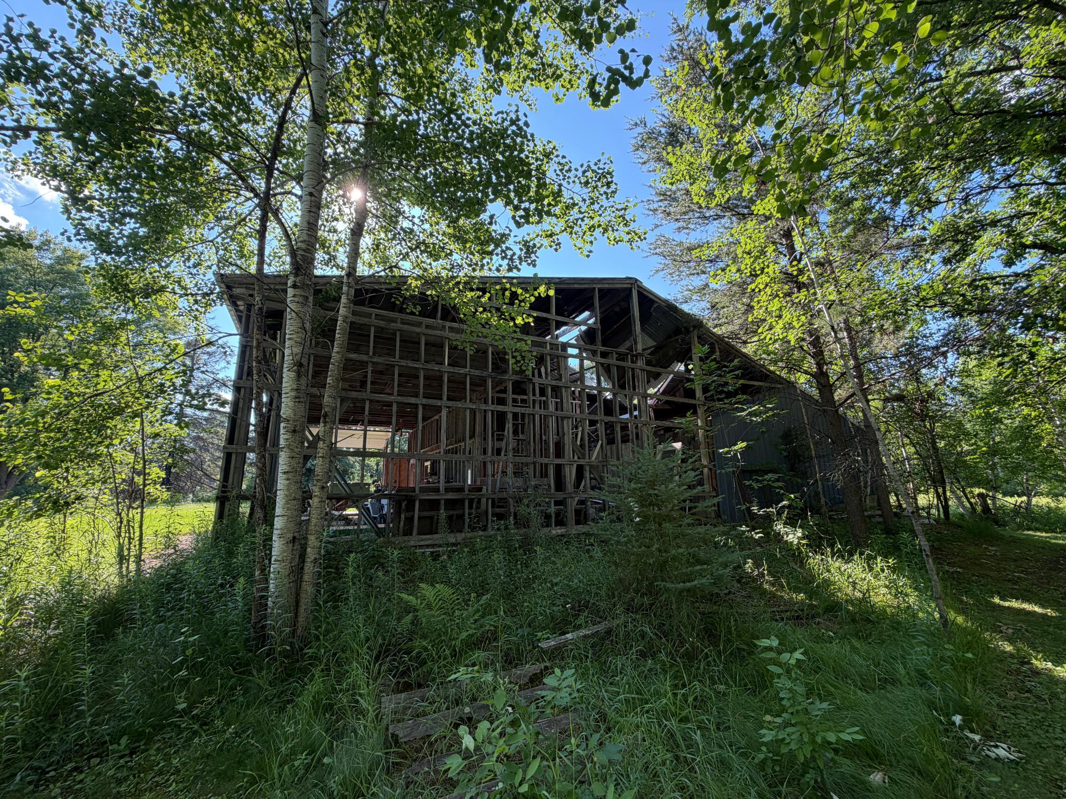 main property photo 26