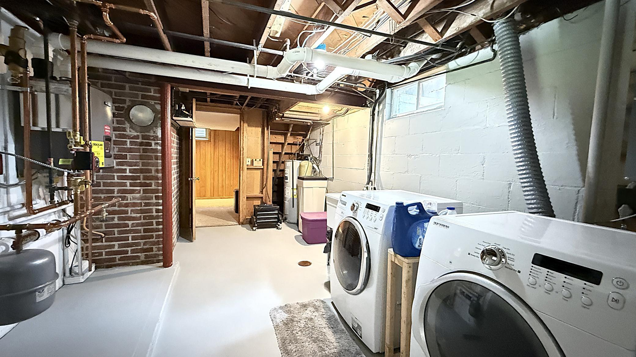 main property photo 46