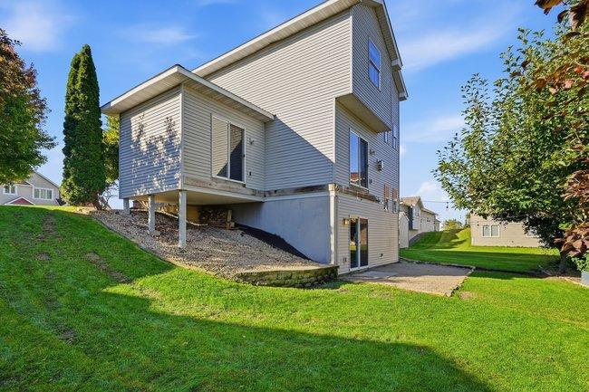 main property photo 25