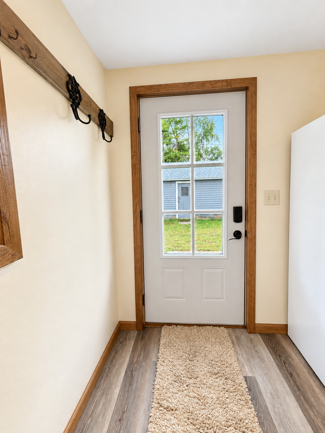 main property photo 7