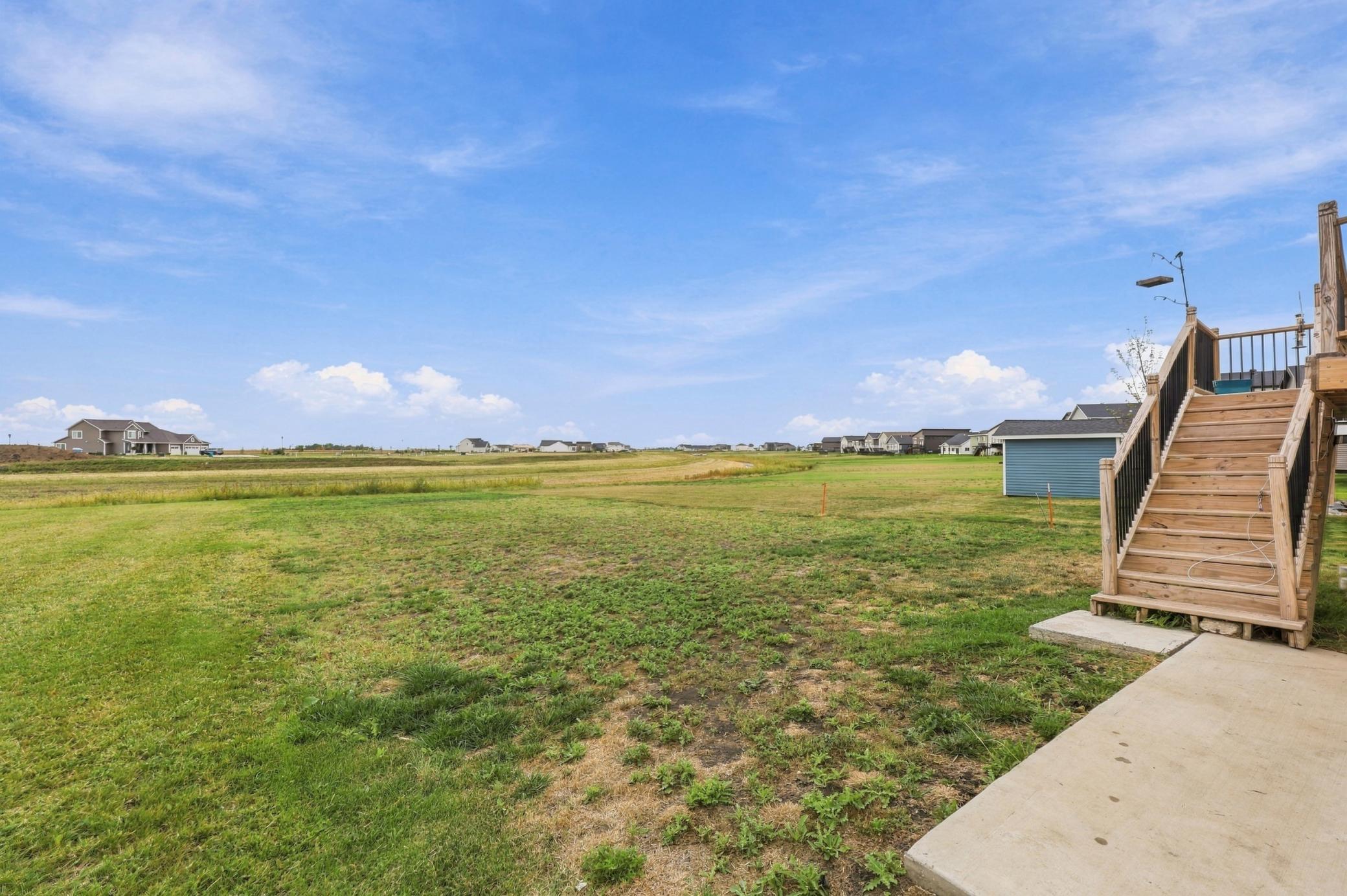 main property photo 36