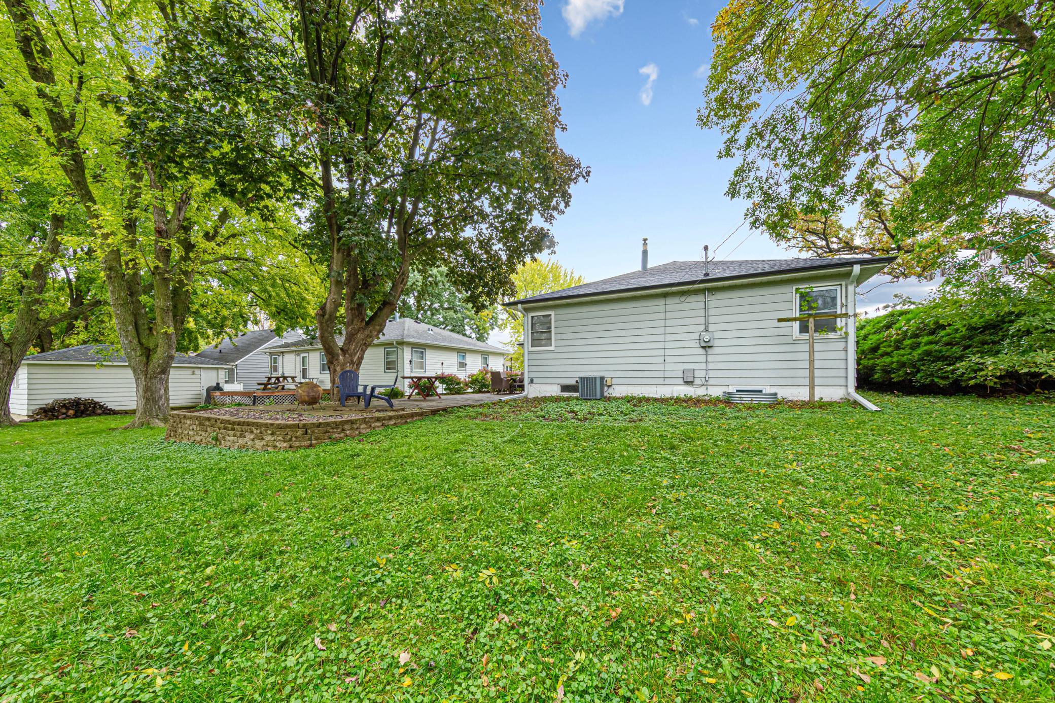 main property photo 30