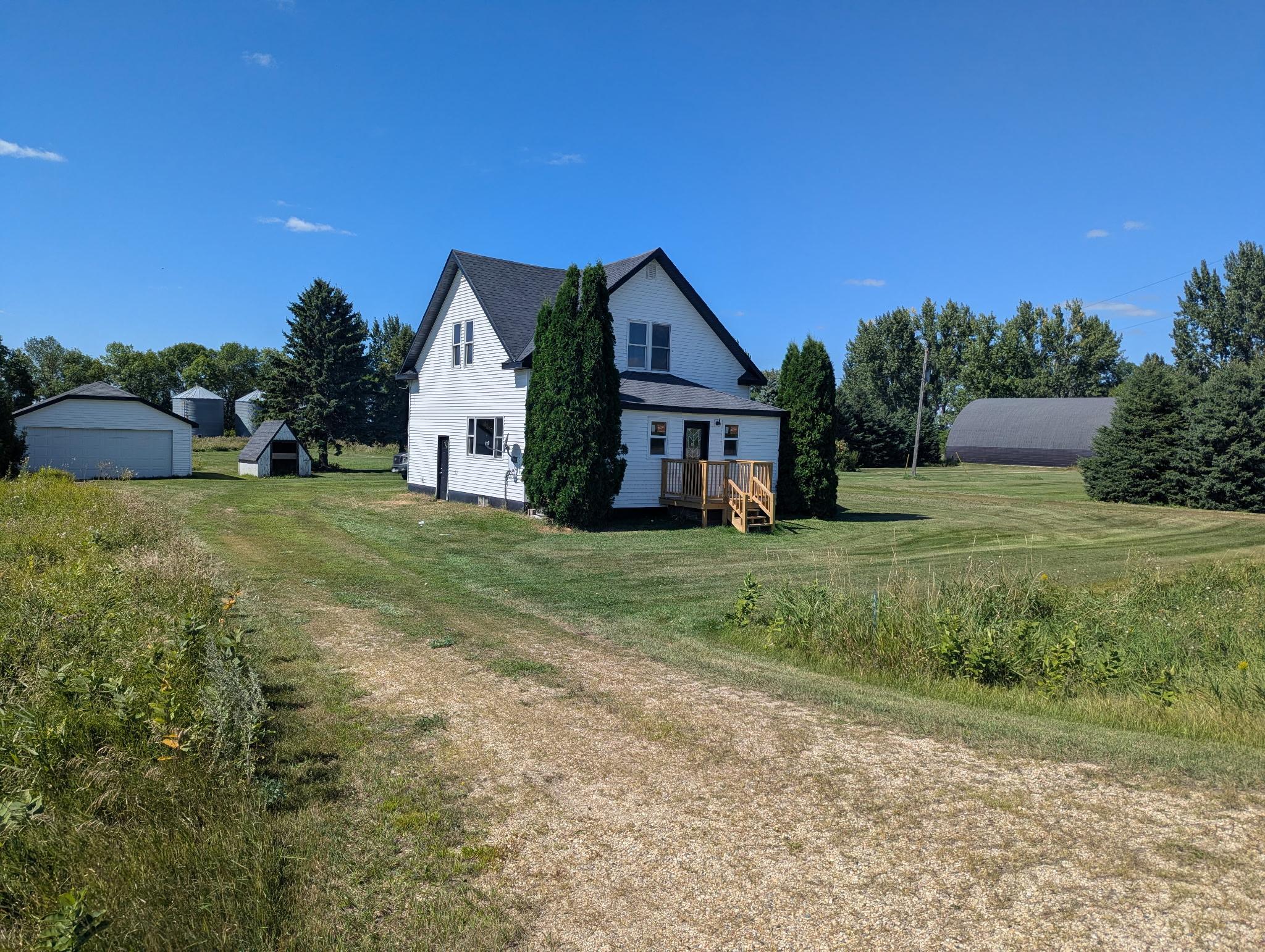 main property photo 2