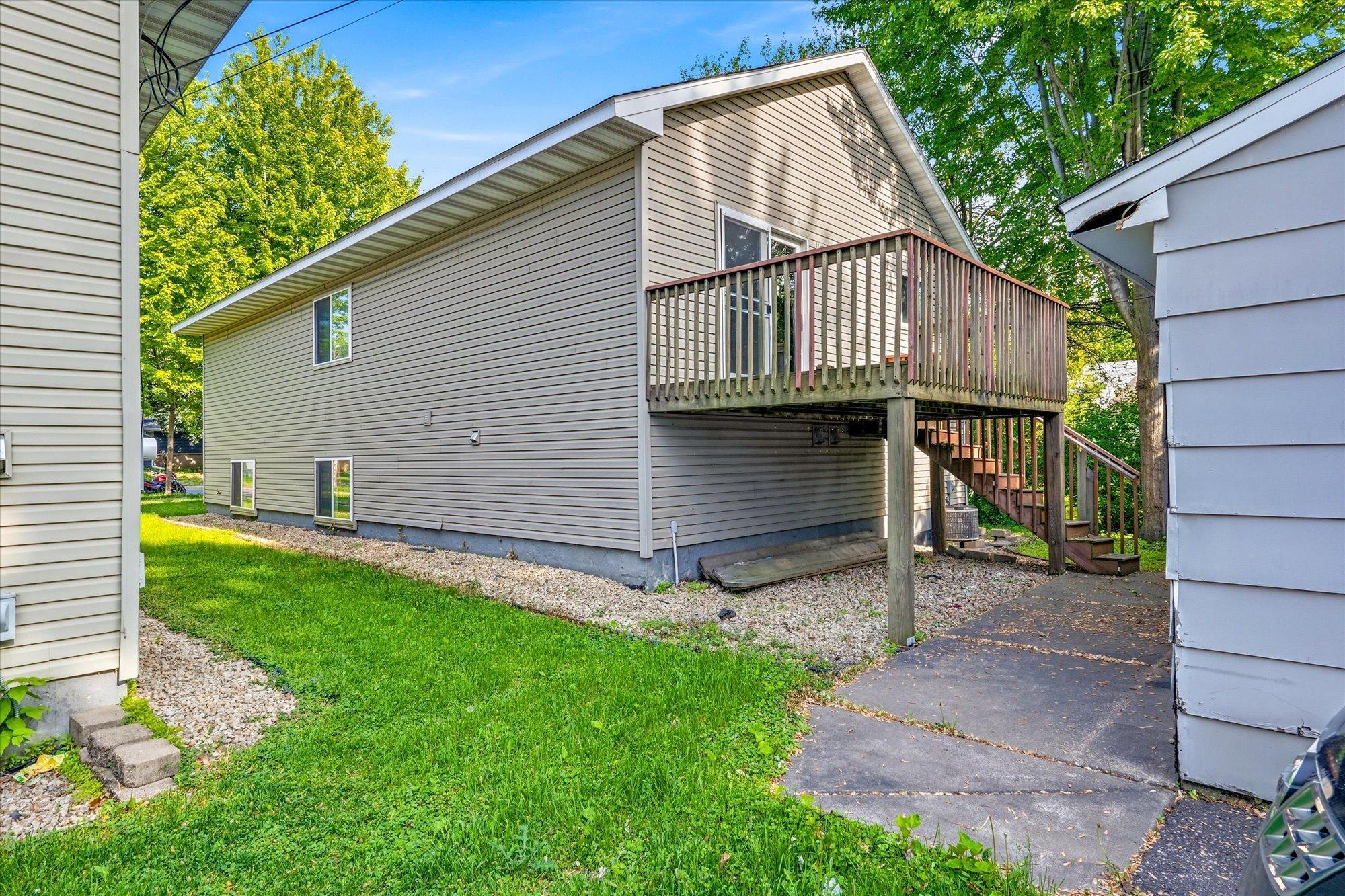 main property photo 4