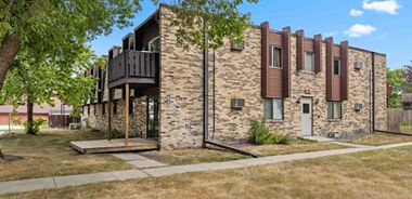 image of property with 3 Bed | 2 Bath | 1,141 Sqft