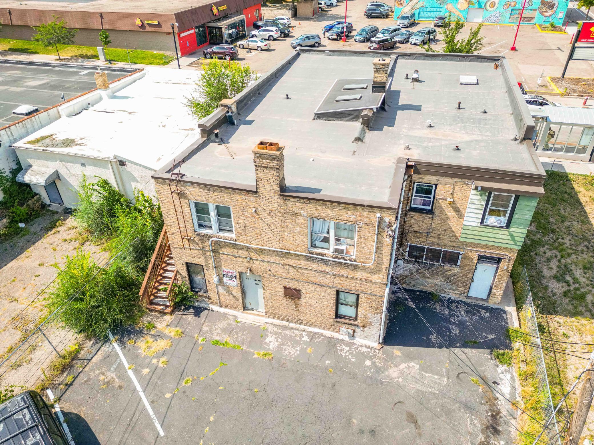 main property photo 7